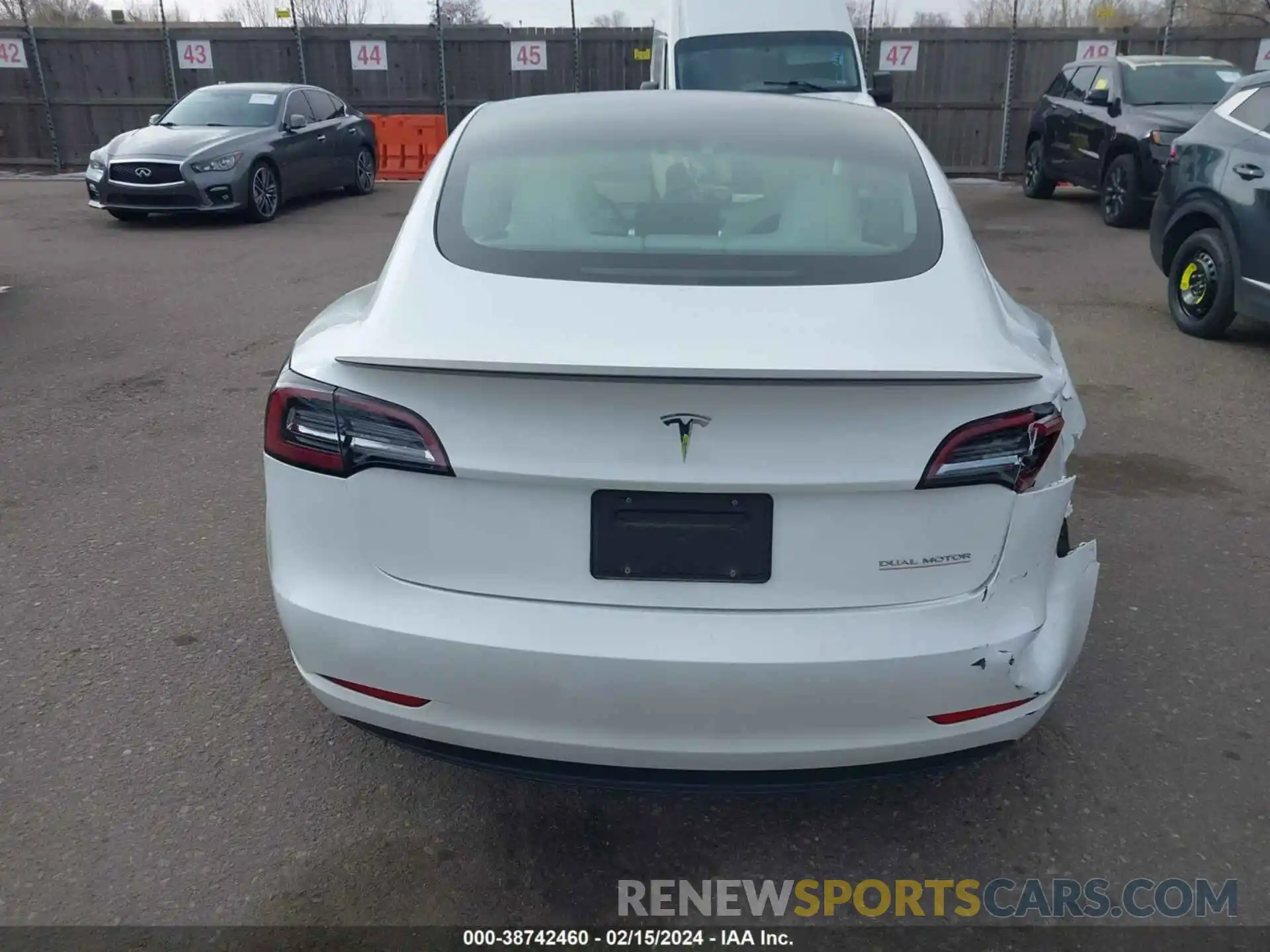 16 Photograph of a damaged car 5YJ3E1EC0PF382503 TESLA MODEL 3 2023