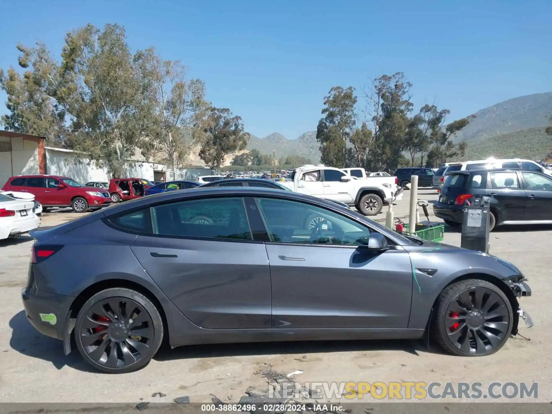 14 Photograph of a damaged car 5YJ3E1EC1PF467625 TESLA MODEL 3 2023