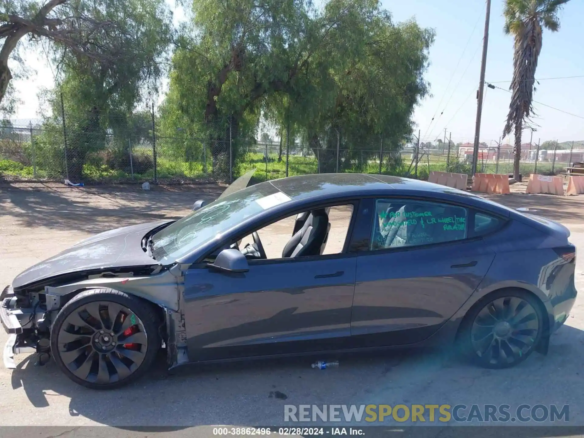 15 Photograph of a damaged car 5YJ3E1EC1PF467625 TESLA MODEL 3 2023