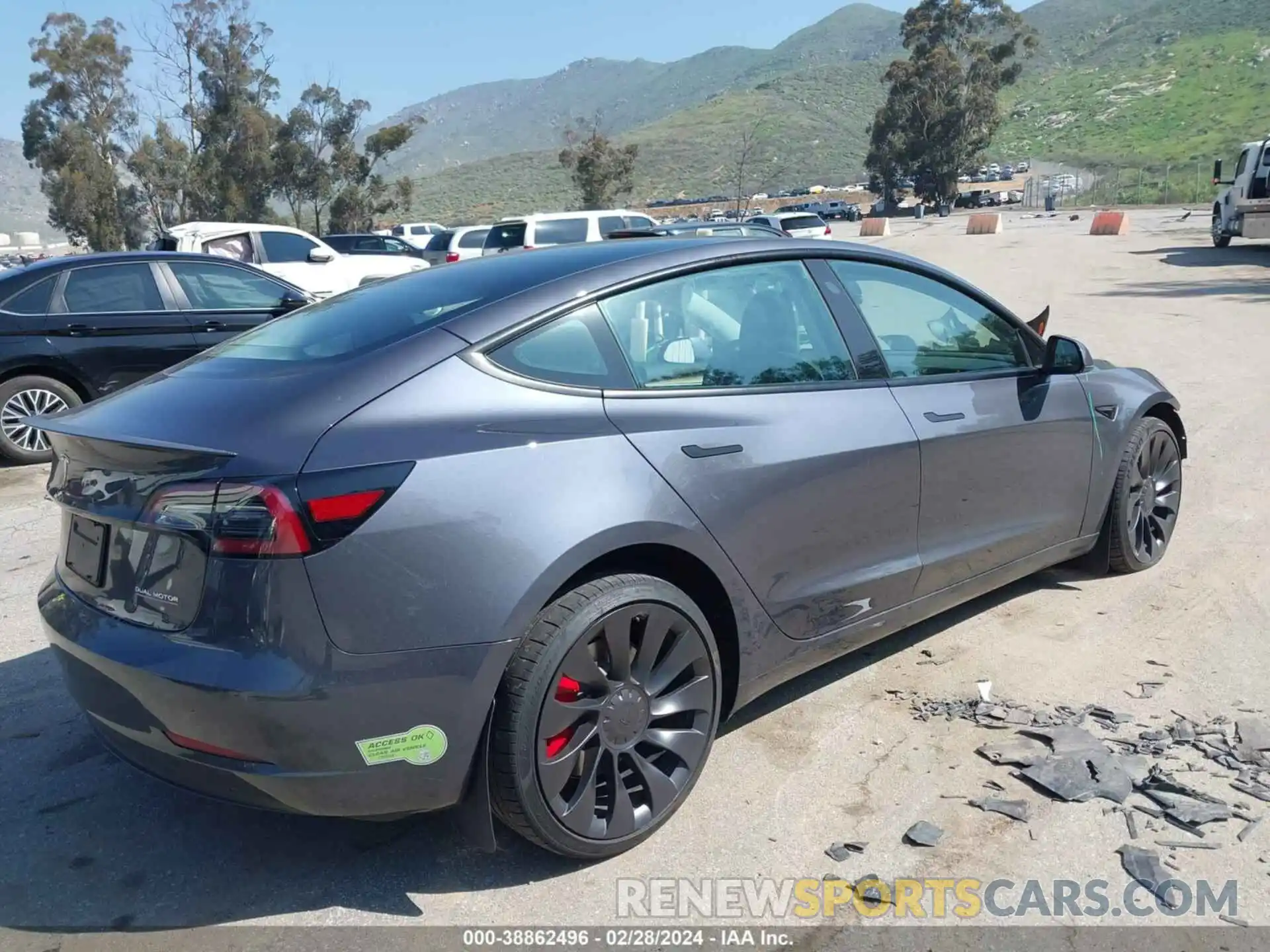 4 Photograph of a damaged car 5YJ3E1EC1PF467625 TESLA MODEL 3 2023