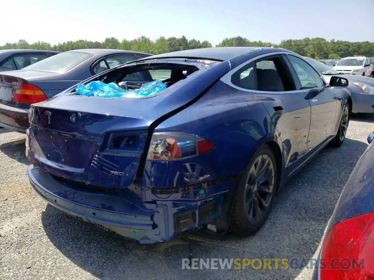 4 Photograph of a damaged car 5YJSA1E20KF299984 TESLA MODEL S 2019