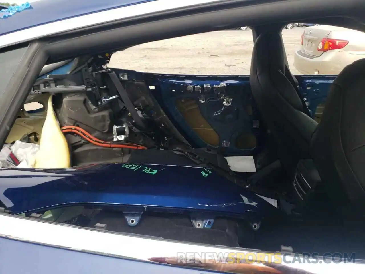 6 Photograph of a damaged car 5YJSA1E20KF299984 TESLA MODEL S 2019