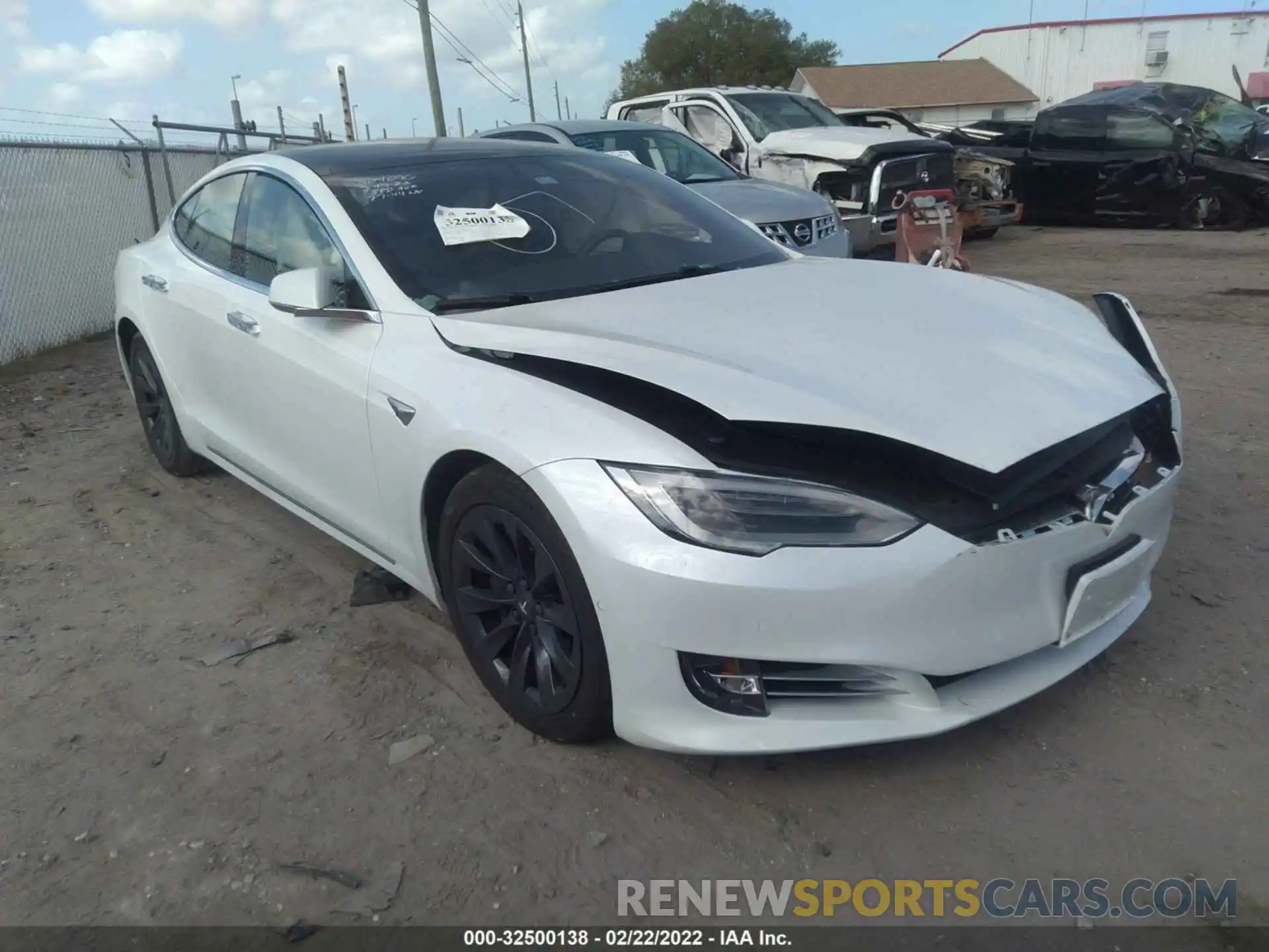 1 Photograph of a damaged car 5YJSA1E20KF305637 TESLA MODEL S 2019