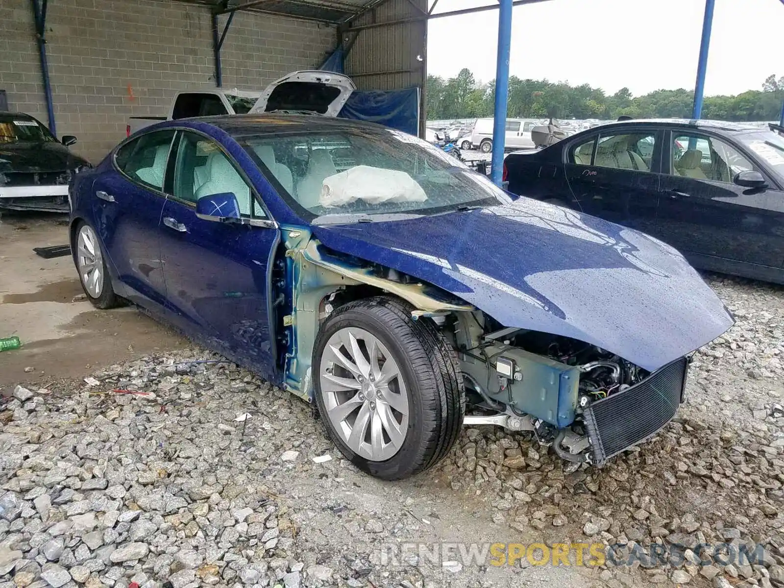 1 Photograph of a damaged car 5YJSA1E20KF306092 TESLA MODEL S 2019