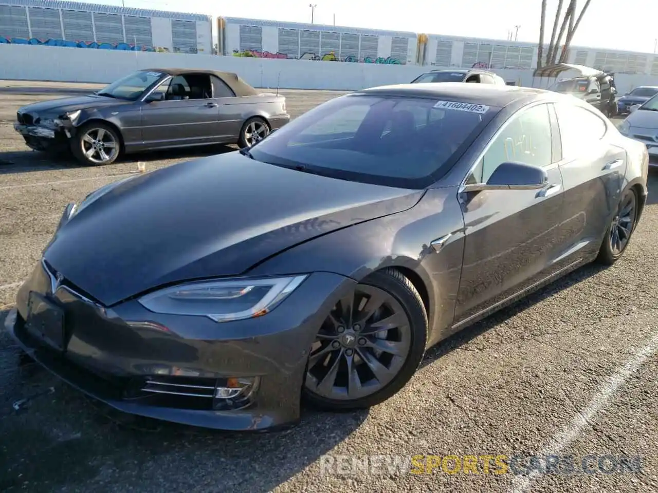 2 Photograph of a damaged car 5YJSA1E20KF308036 TESLA MODEL S 2019