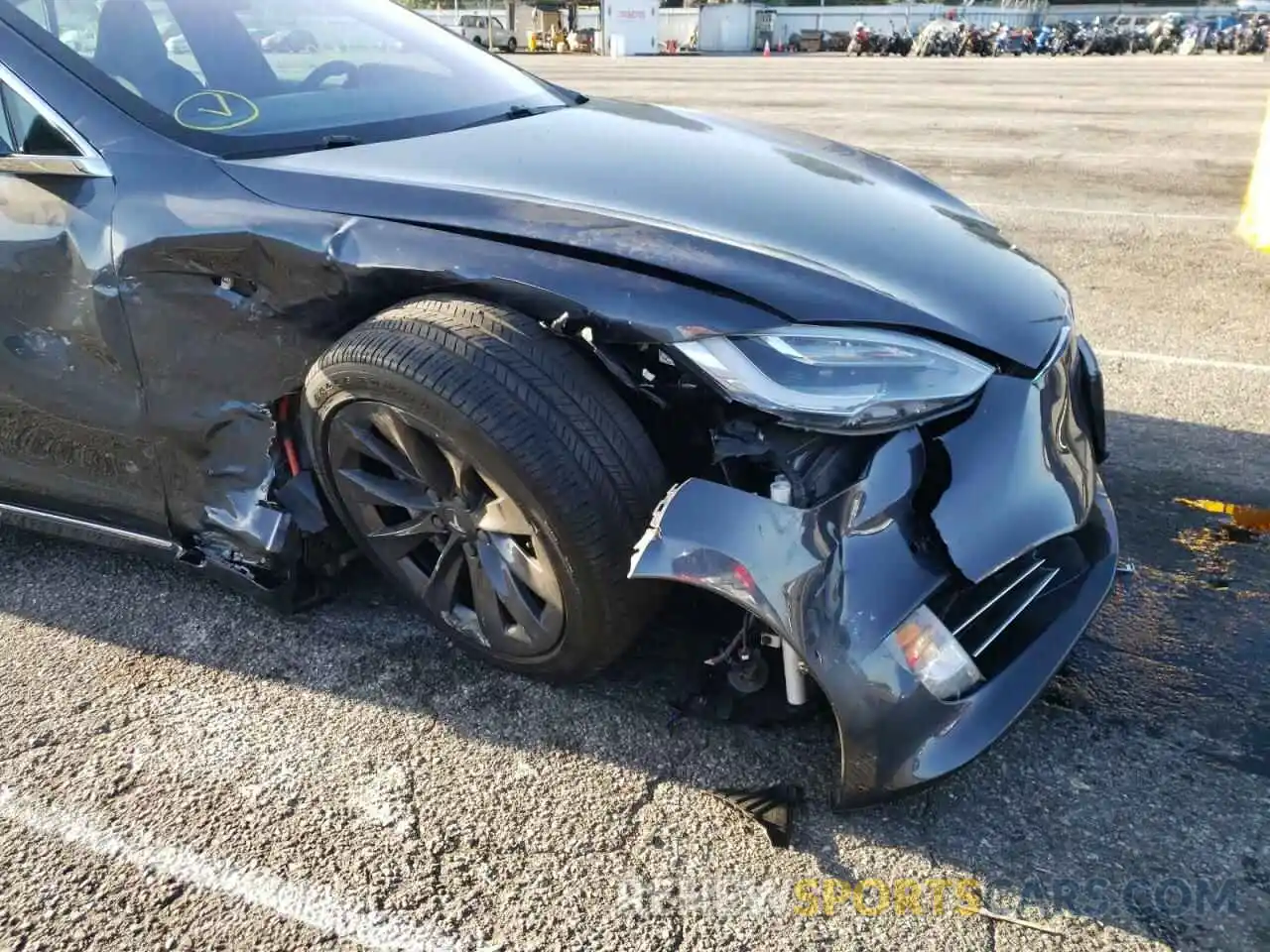 9 Photograph of a damaged car 5YJSA1E20KF308036 TESLA MODEL S 2019