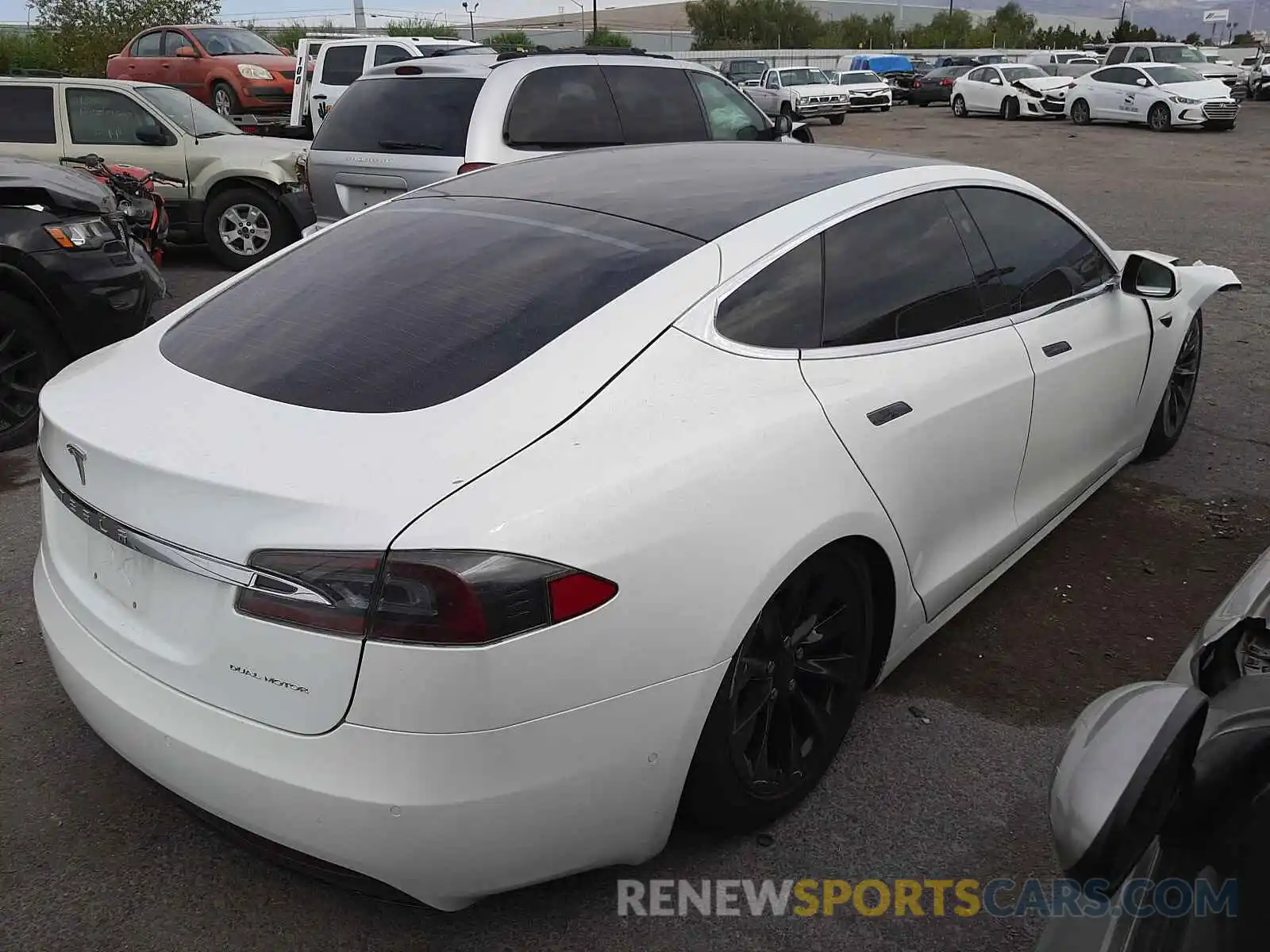 4 Фотография поврежденного автомобиля 5YJSA1E20KF331087 TESLA MODEL S 2019