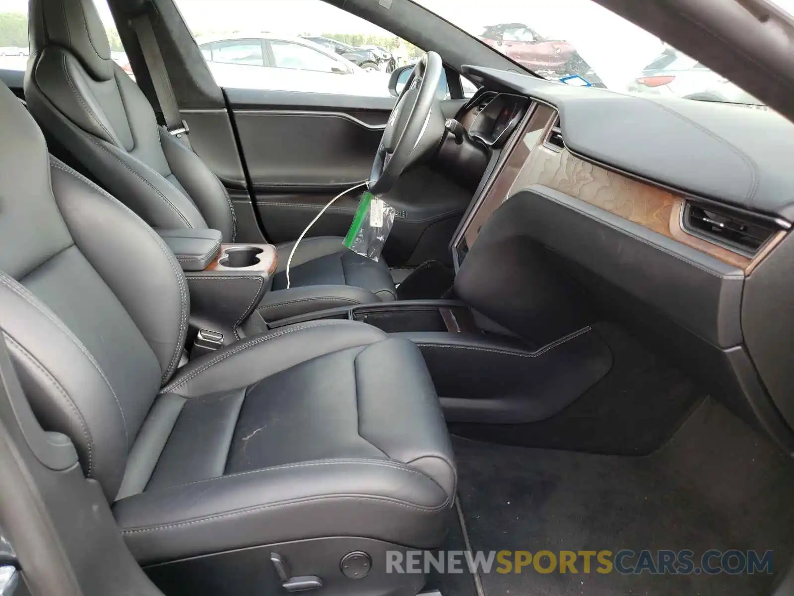 5 Photograph of a damaged car 5YJSA1E20KF331820 TESLA MODEL S 2019