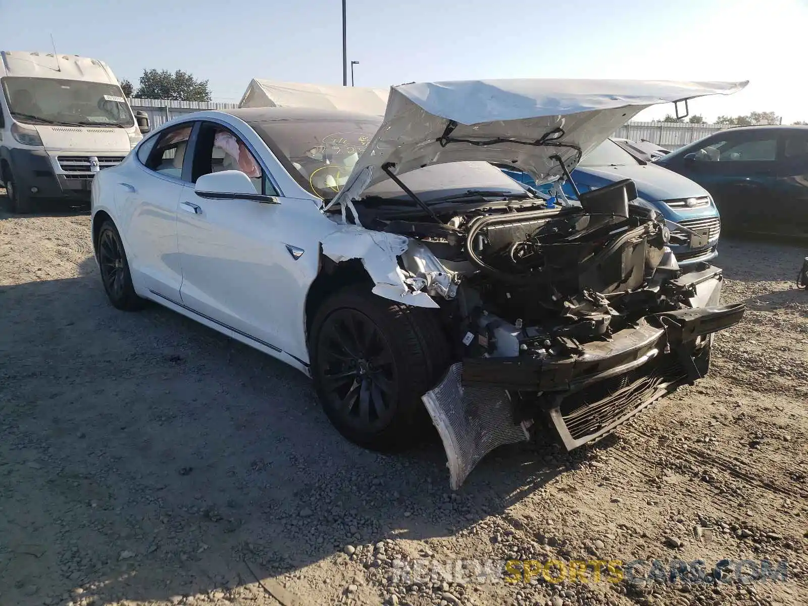 1 Photograph of a damaged car 5YJSA1E20KF334524 TESLA MODEL S 2019