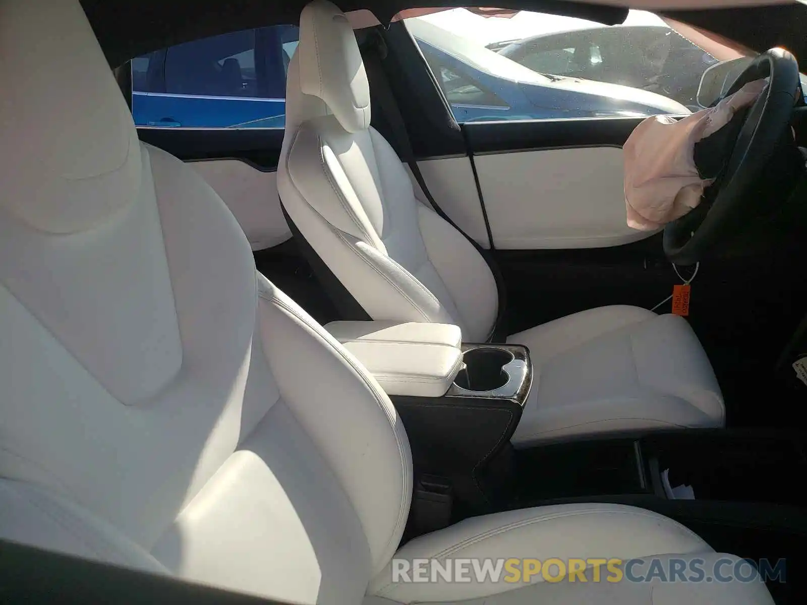 5 Photograph of a damaged car 5YJSA1E20KF334524 TESLA MODEL S 2019