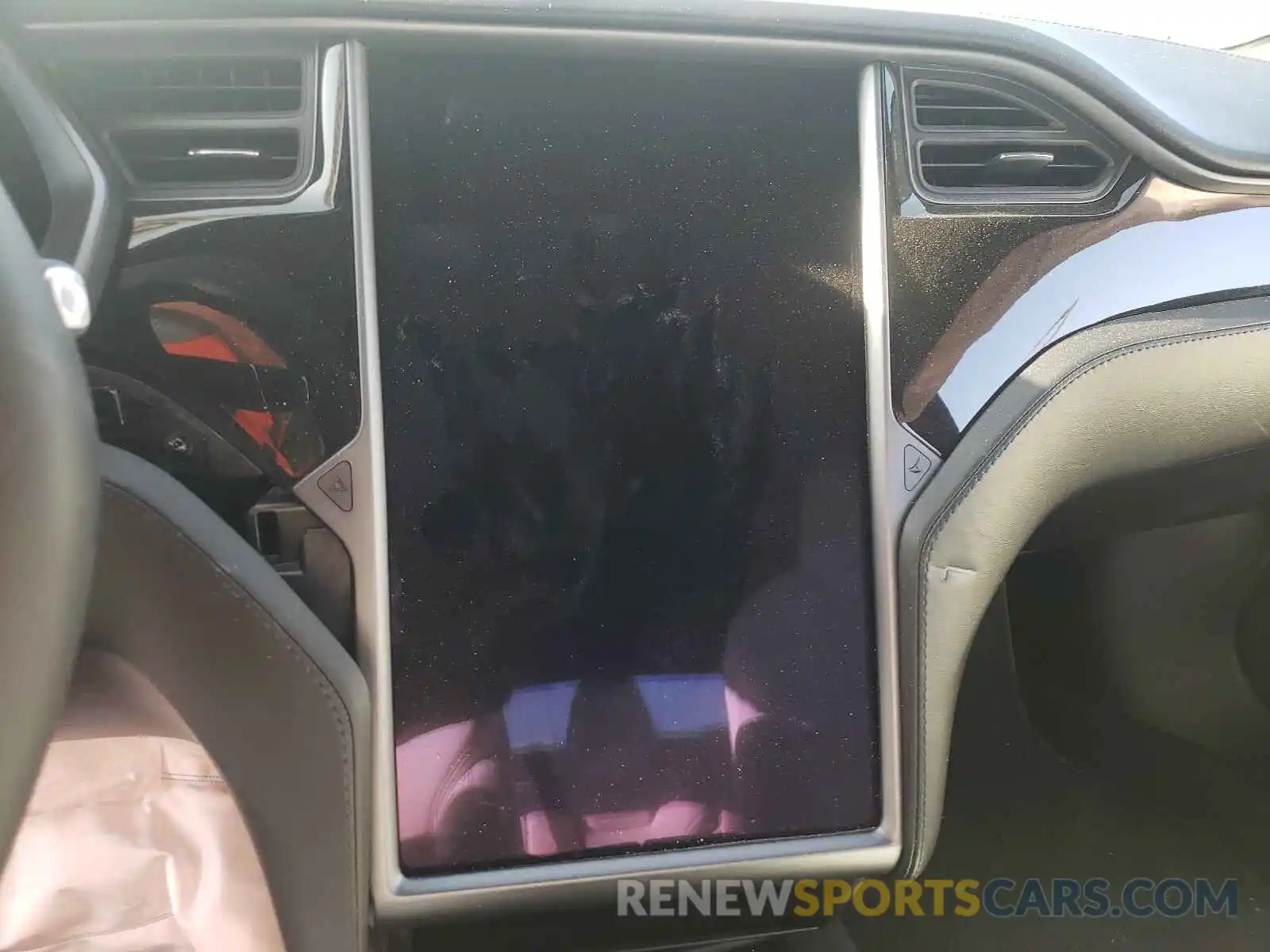 8 Photograph of a damaged car 5YJSA1E20KF334524 TESLA MODEL S 2019