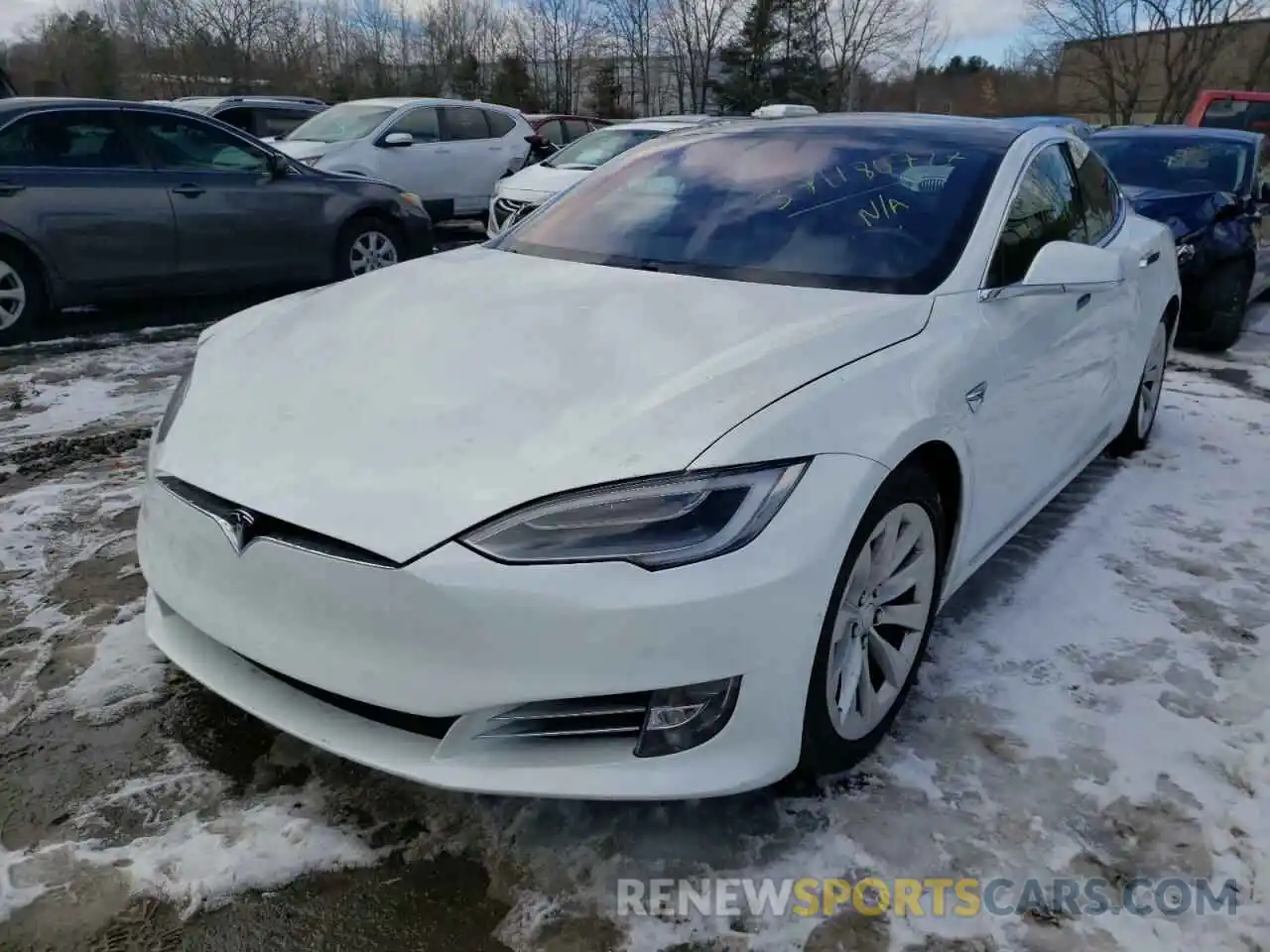 2 Photograph of a damaged car 5YJSA1E20KF339769 TESLA MODEL S 2019