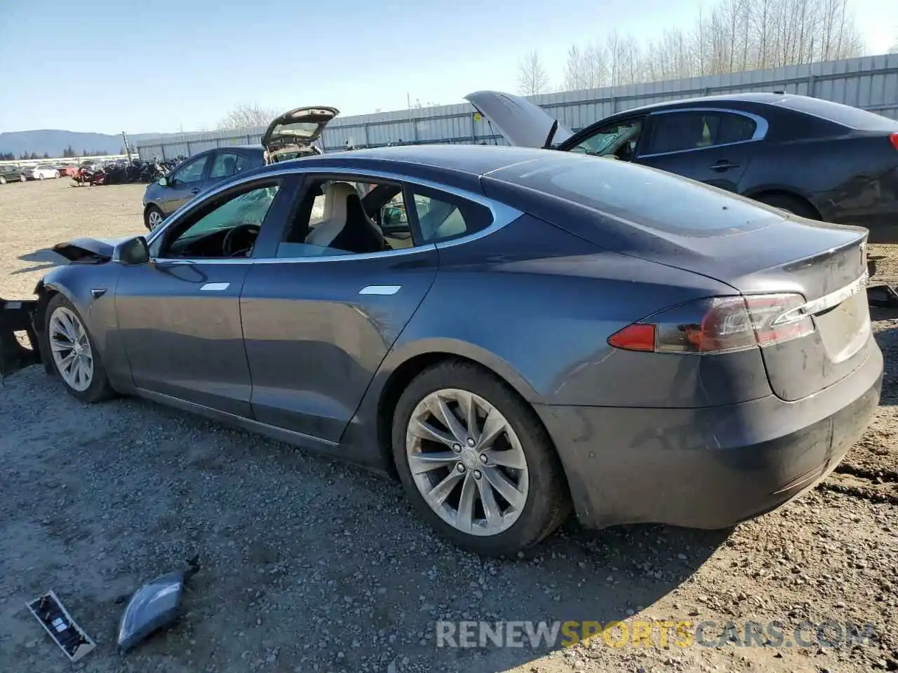 2 Photograph of a damaged car 5YJSA1E20KF347810 TESLA MODEL S 2019