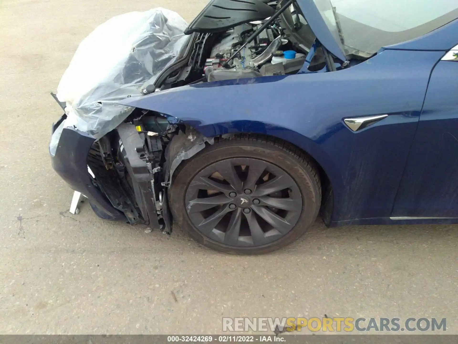 12 Photograph of a damaged car 5YJSA1E21KF299802 TESLA MODEL S 2019