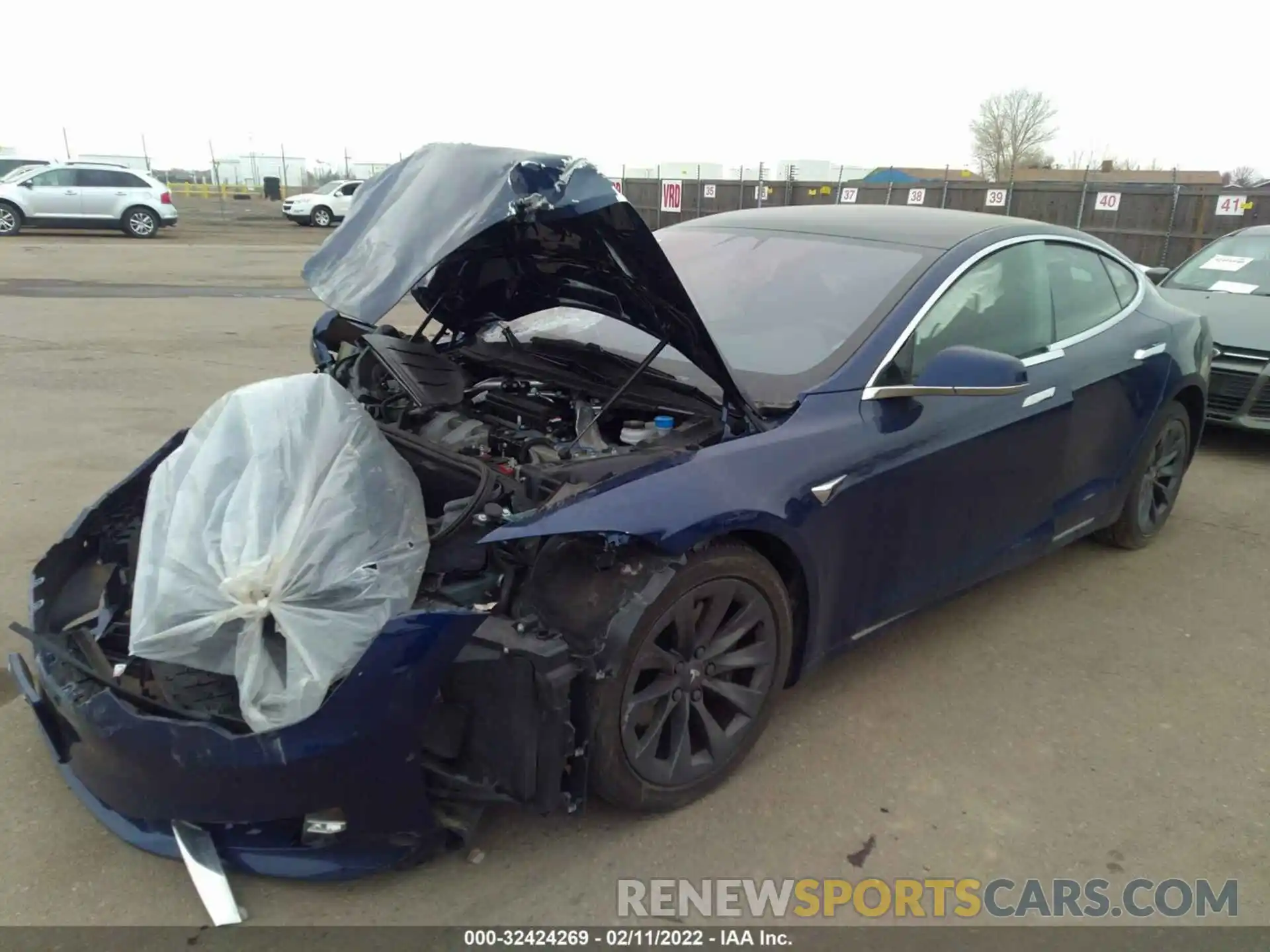 2 Photograph of a damaged car 5YJSA1E21KF299802 TESLA MODEL S 2019