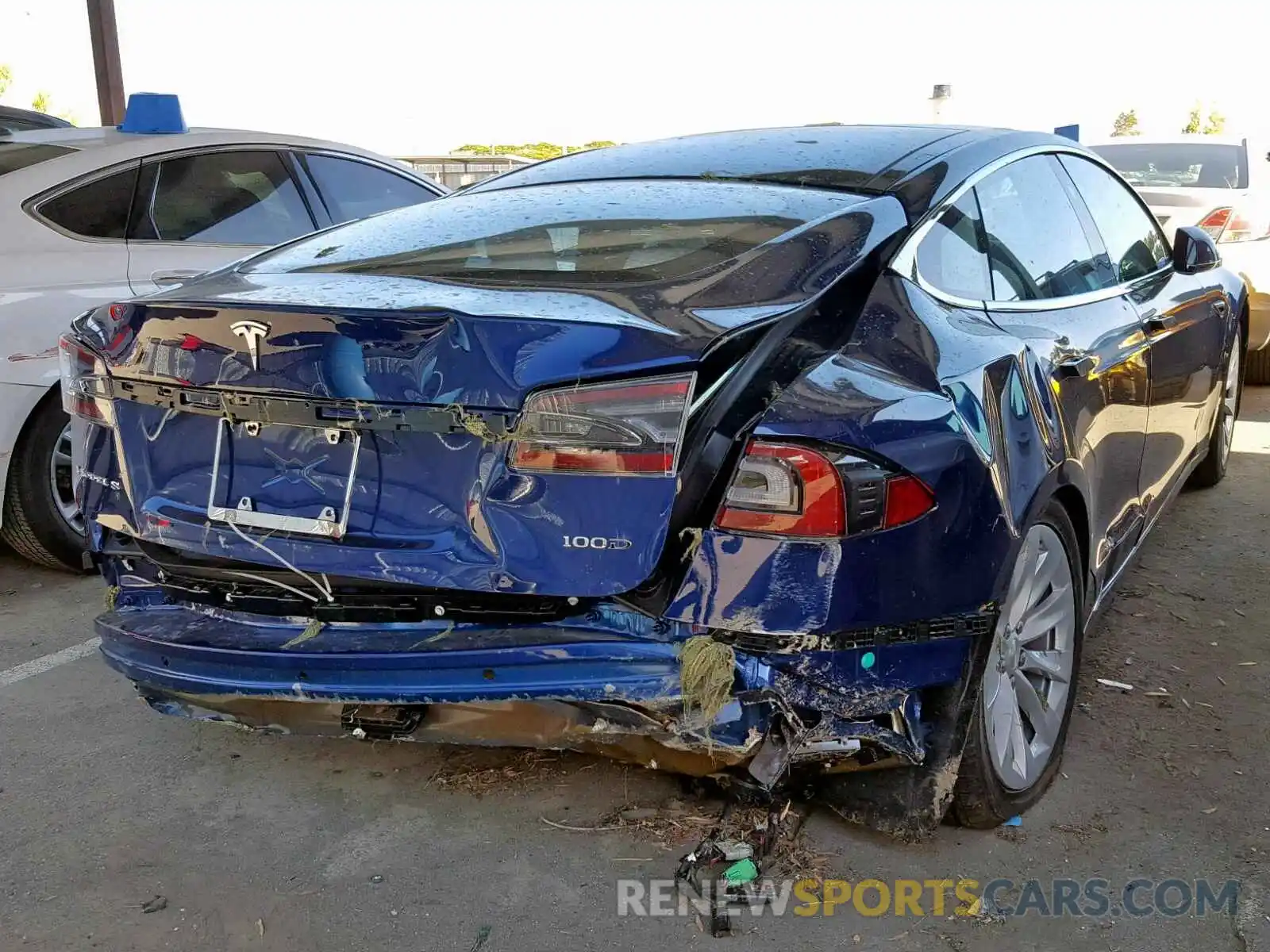 4 Фотография поврежденного автомобиля 5YJSA1E21KF306439 TESLA MODEL S 2019