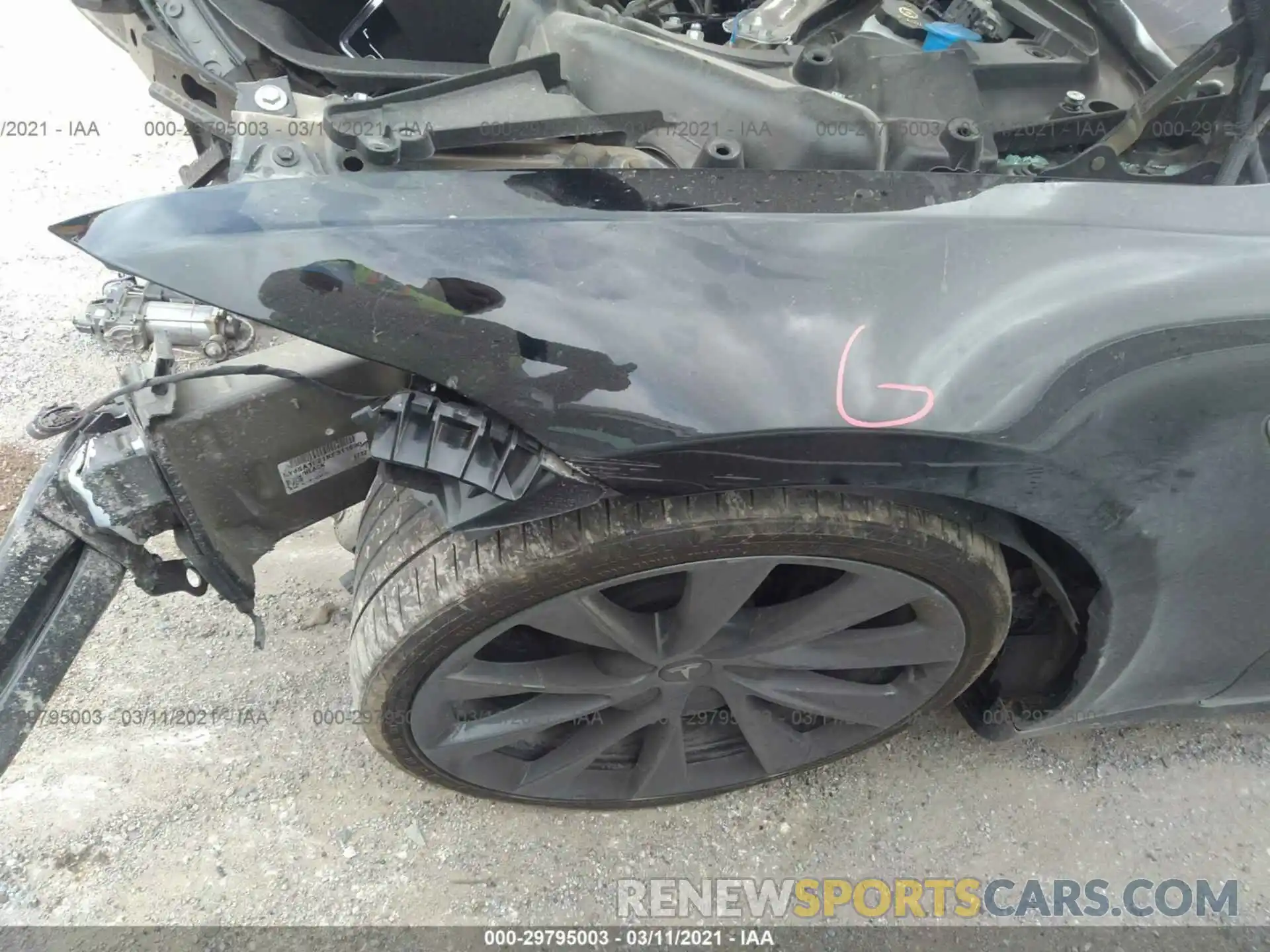 11 Photograph of a damaged car 5YJSA1E21KF311690 TESLA MODEL S 2019