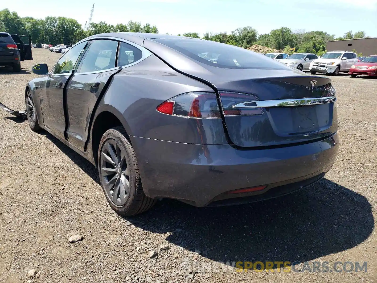 3 Photograph of a damaged car 5YJSA1E21KF337142 TESLA MODEL S 2019