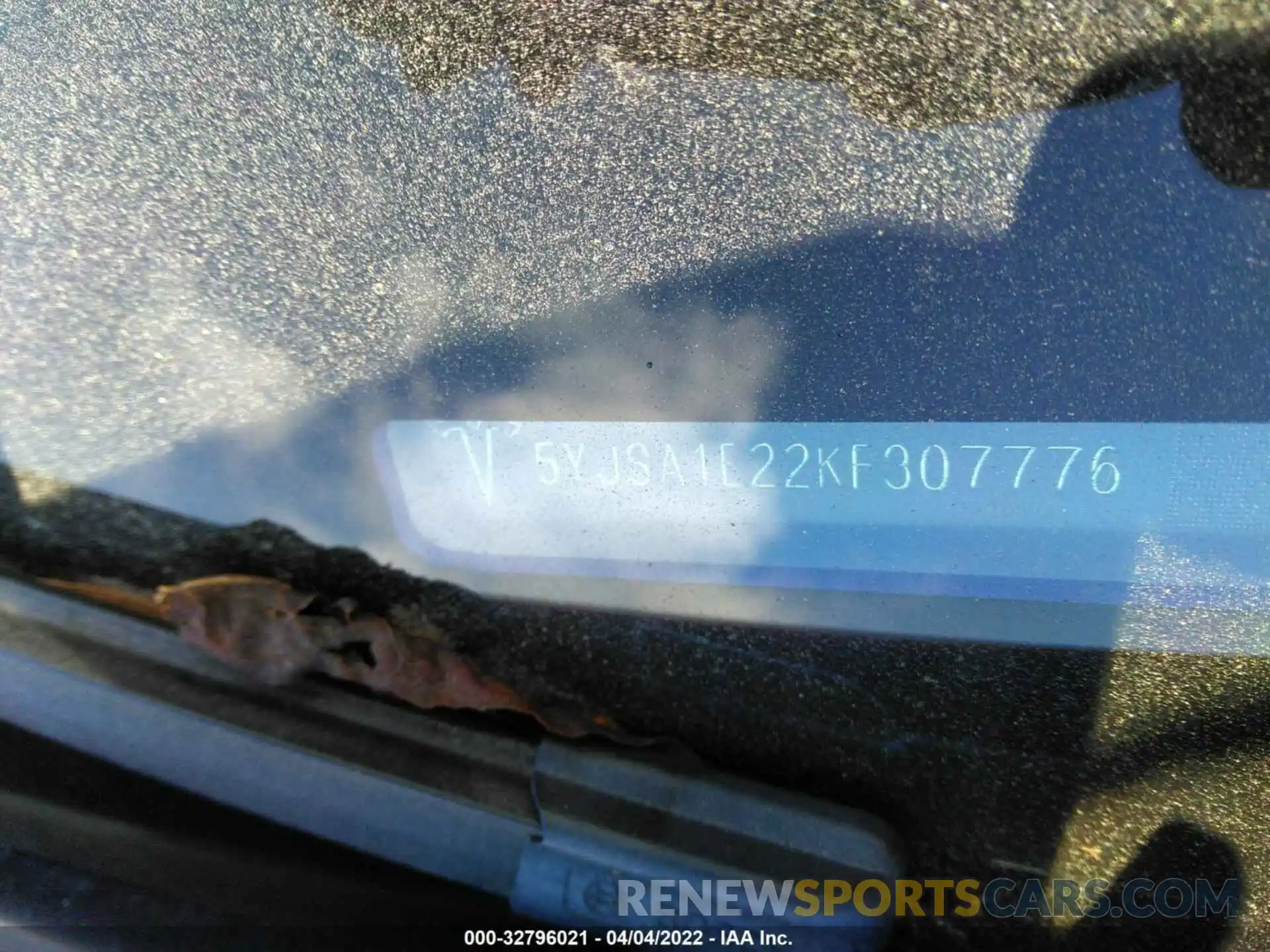 9 Photograph of a damaged car 5YJSA1E22KF307776 TESLA MODEL S 2019