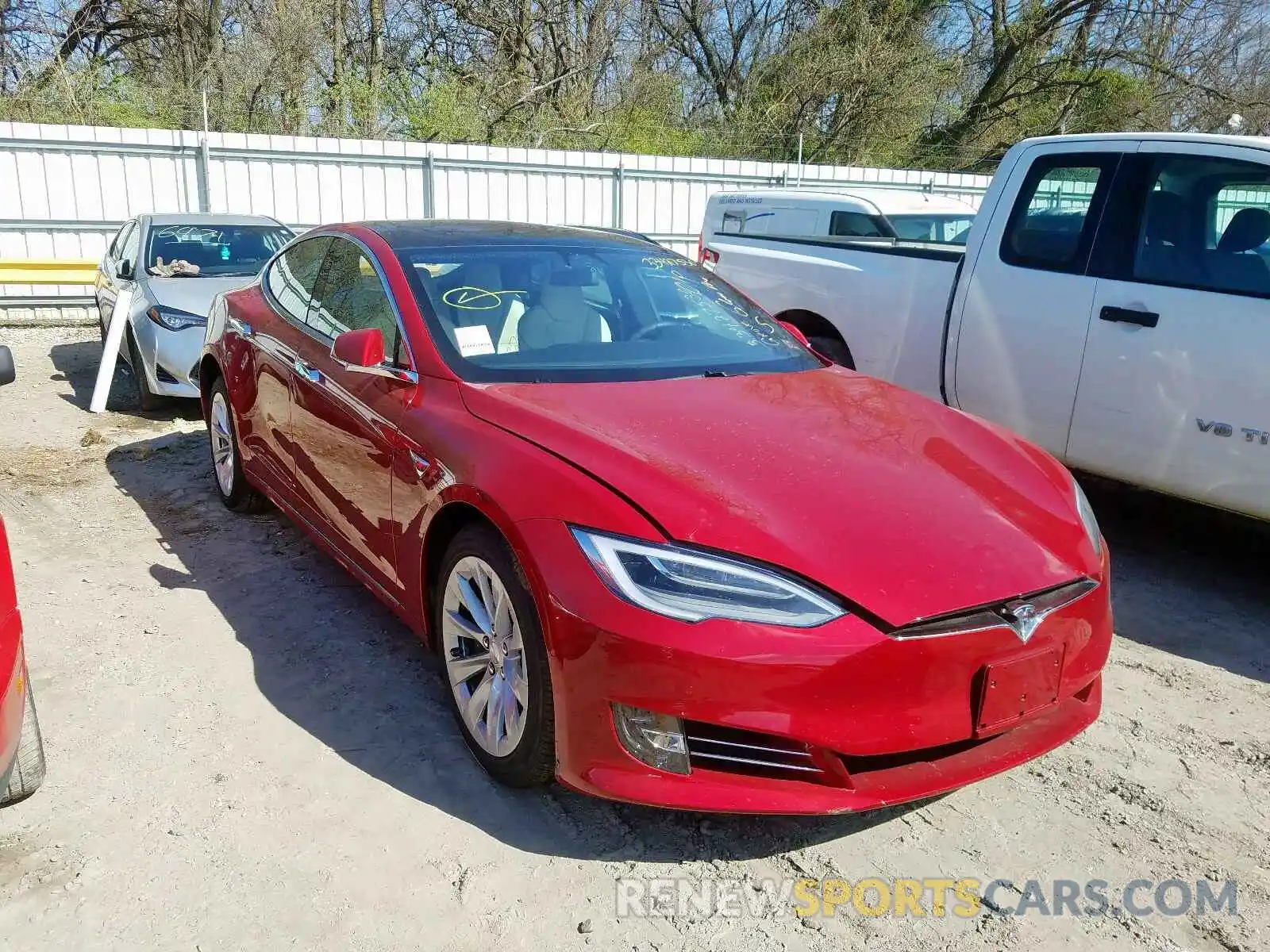 1 Photograph of a damaged car 5YJSA1E22KF343483 TESLA MODEL S 2019