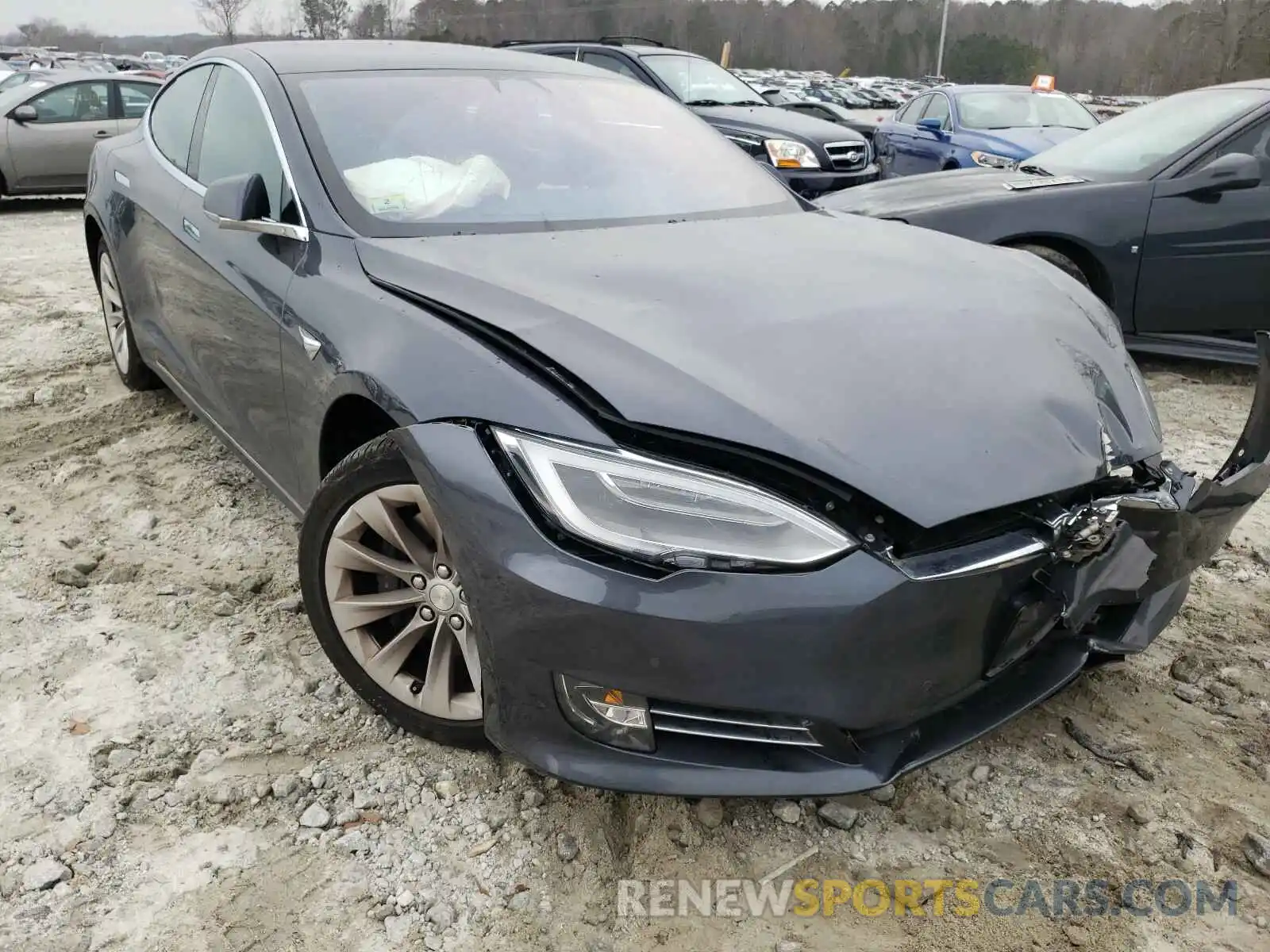 1 Photograph of a damaged car 5YJSA1E23KF304000 TESLA MODEL S 2019