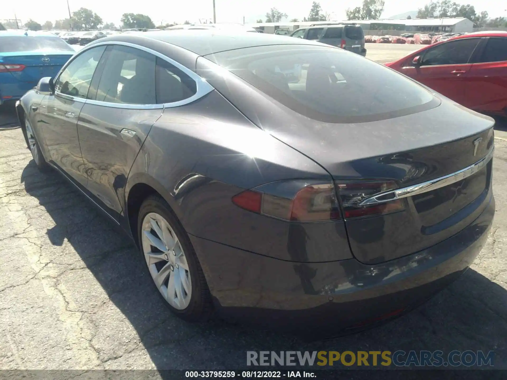 3 Photograph of a damaged car 5YJSA1E23KF331133 TESLA MODEL S 2019