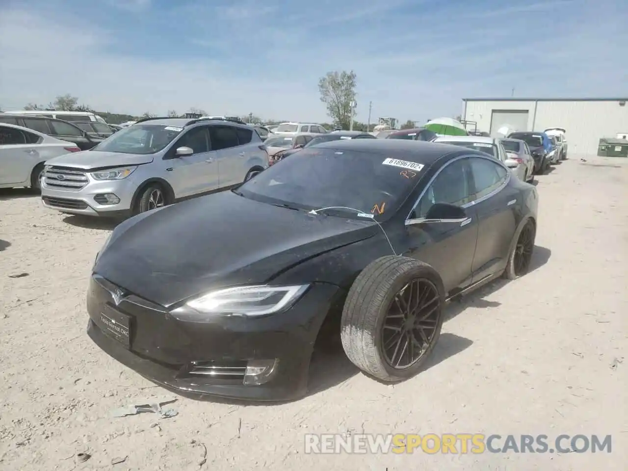 2 Photograph of a damaged car 5YJSA1E23KF332492 TESLA MODEL S 2019