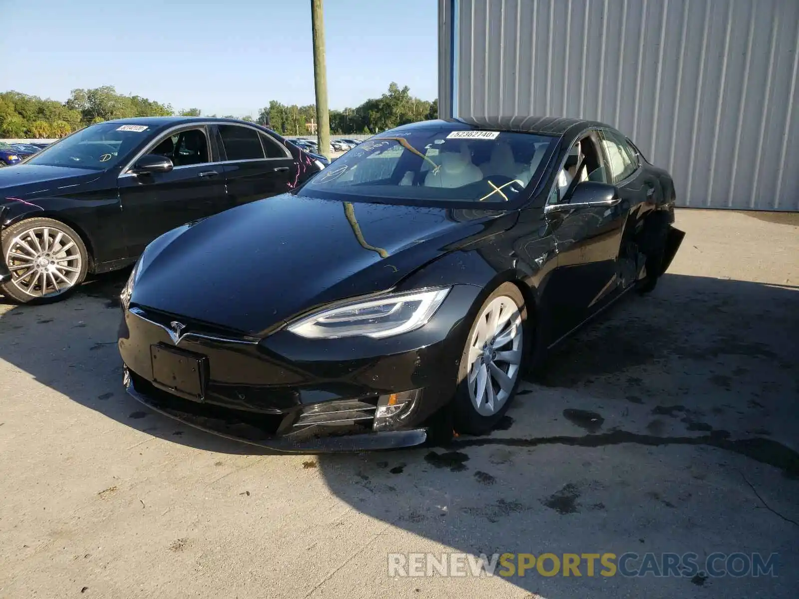 2 Photograph of a damaged car 5YJSA1E23KF339894 TESLA MODEL S 2019