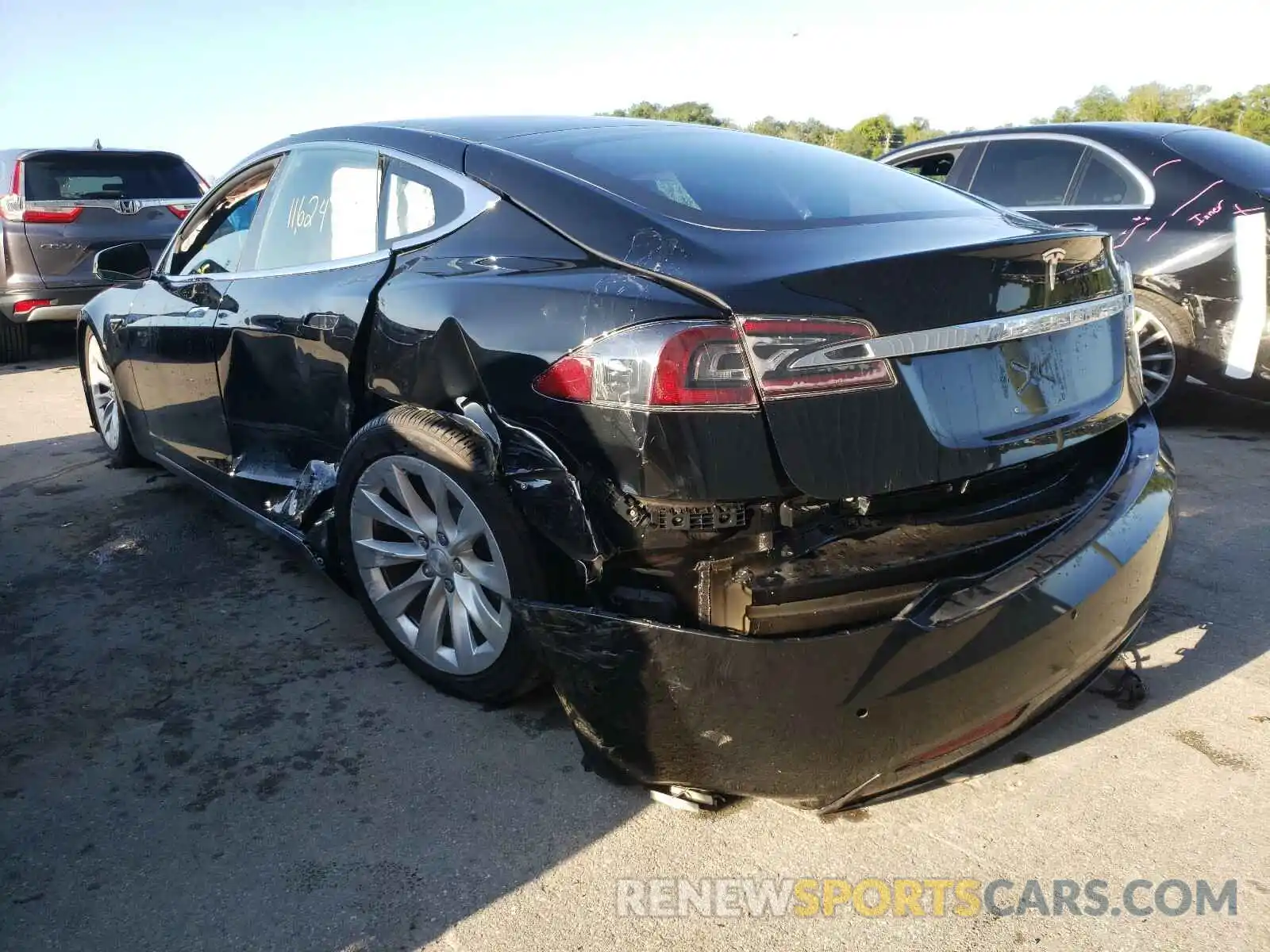 3 Photograph of a damaged car 5YJSA1E23KF339894 TESLA MODEL S 2019