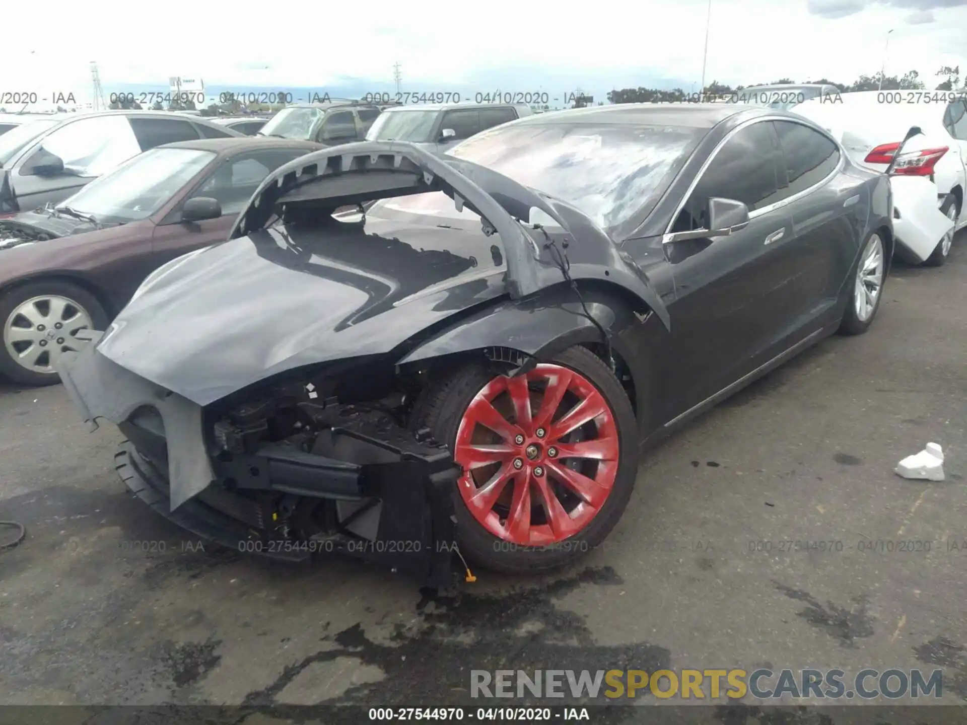 2 Photograph of a damaged car 5YJSA1E23KF347882 TESLA MODEL S 2019