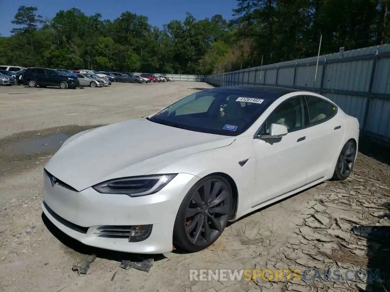 2 Photograph of a damaged car 5YJSA1E24KF300733 TESLA MODEL S 2019