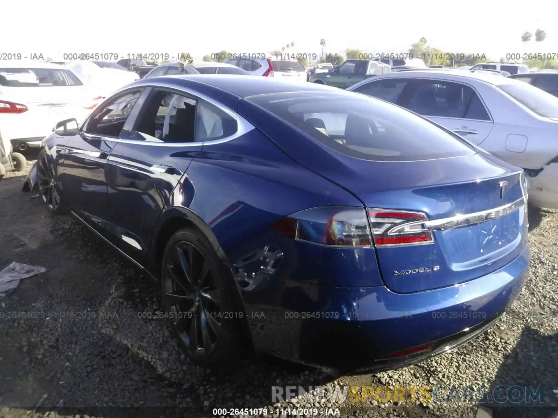 3 Фотография поврежденного автомобиля 5YJSA1E24KF308072 TESLA MODEL S 2019