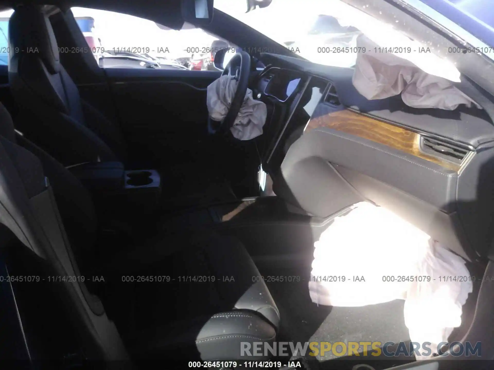 5 Photograph of a damaged car 5YJSA1E24KF308072 TESLA MODEL S 2019