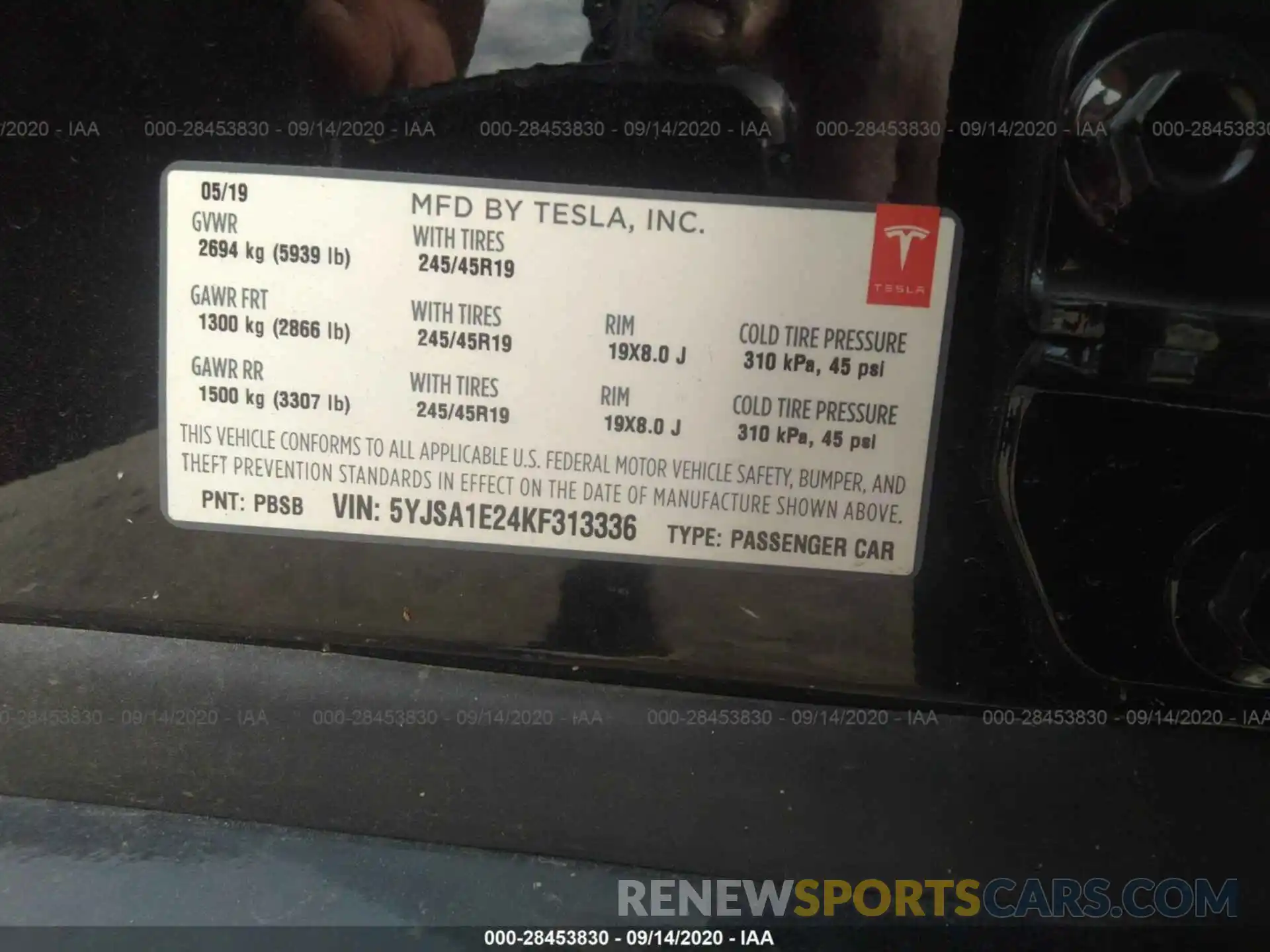 9 Photograph of a damaged car 5YJSA1E24KF313336 TESLA MODEL S 2019