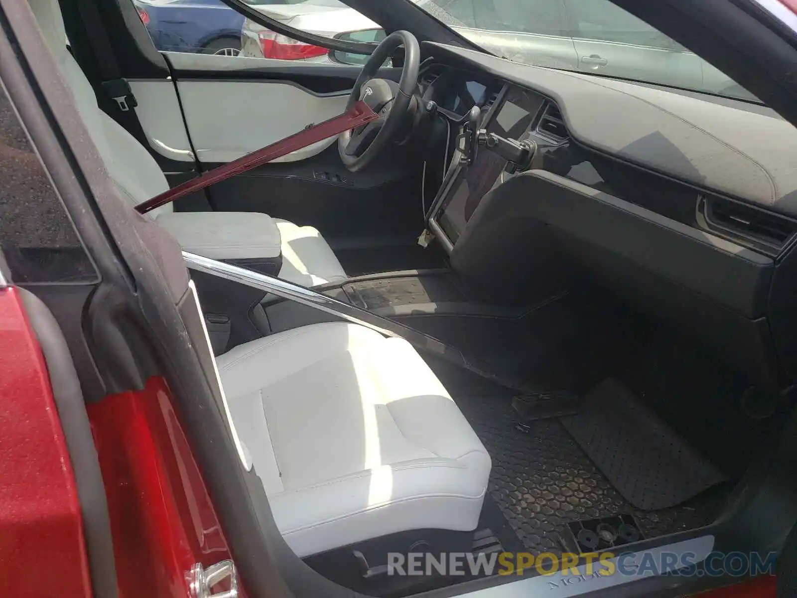 5 Photograph of a damaged car 5YJSA1E24KF336955 TESLA MODEL S 2019