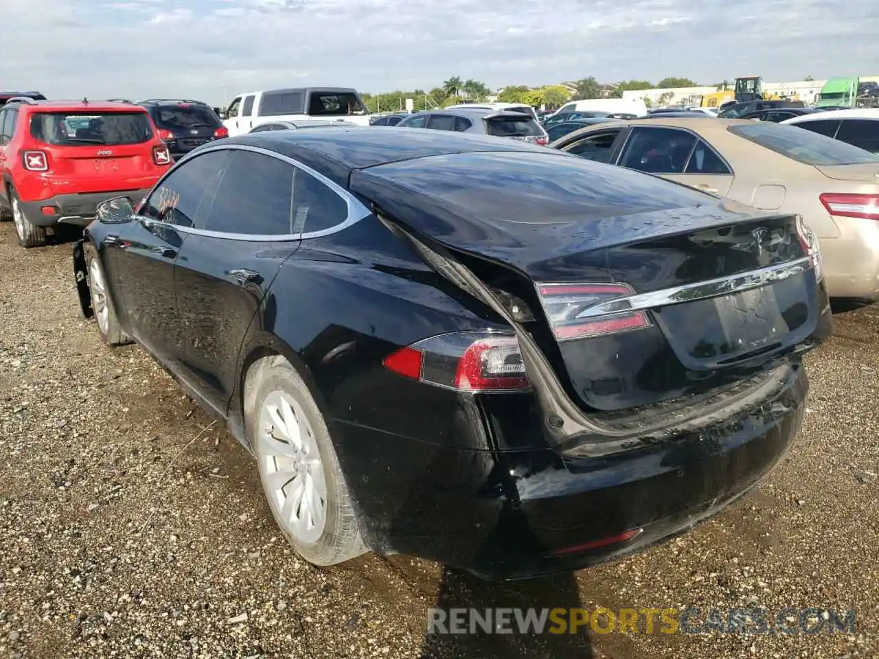 3 Photograph of a damaged car 5YJSA1E24KF337328 TESLA MODEL S 2019