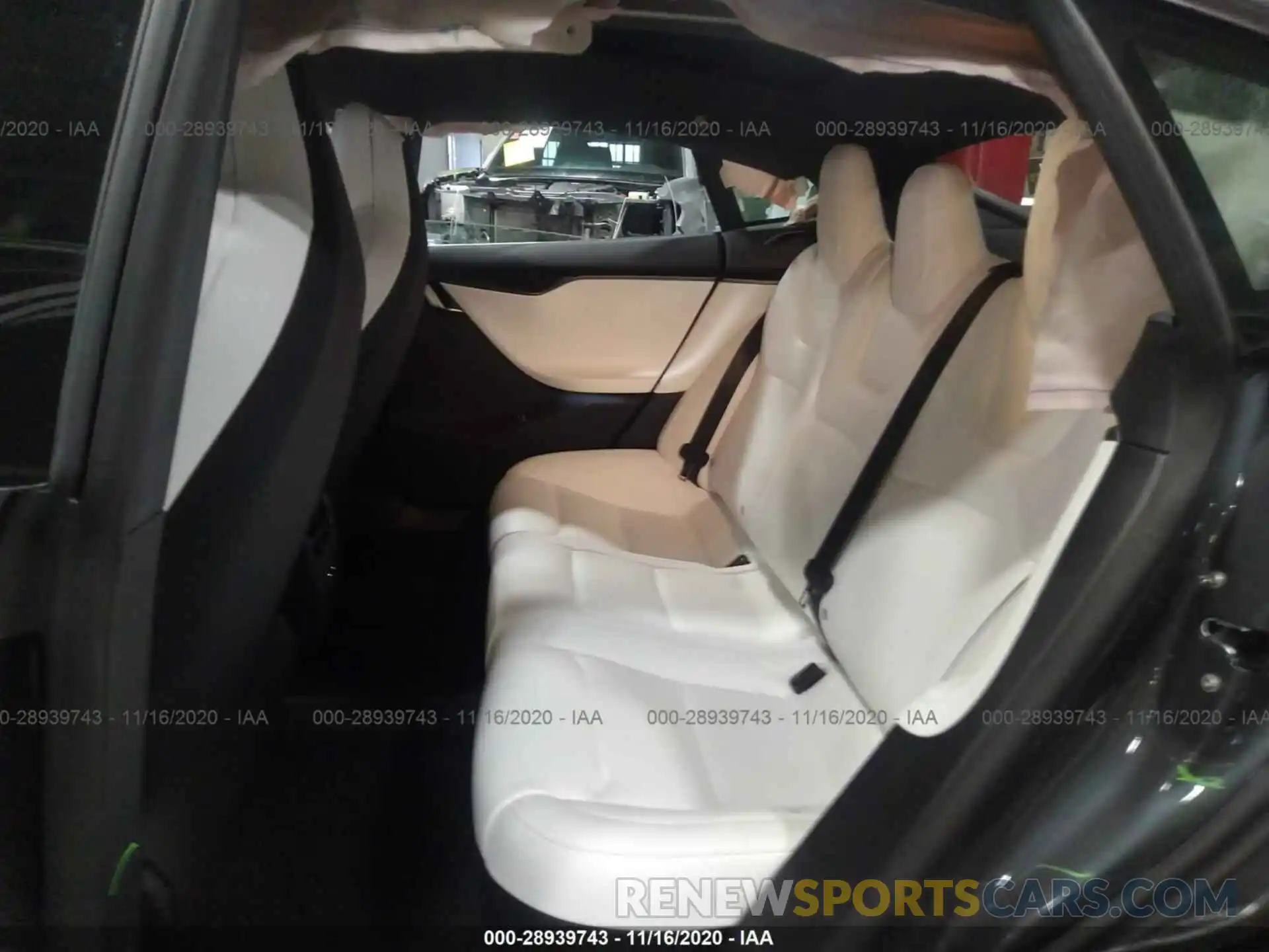 8 Photograph of a damaged car 5YJSA1E24KF348006 TESLA MODEL S 2019