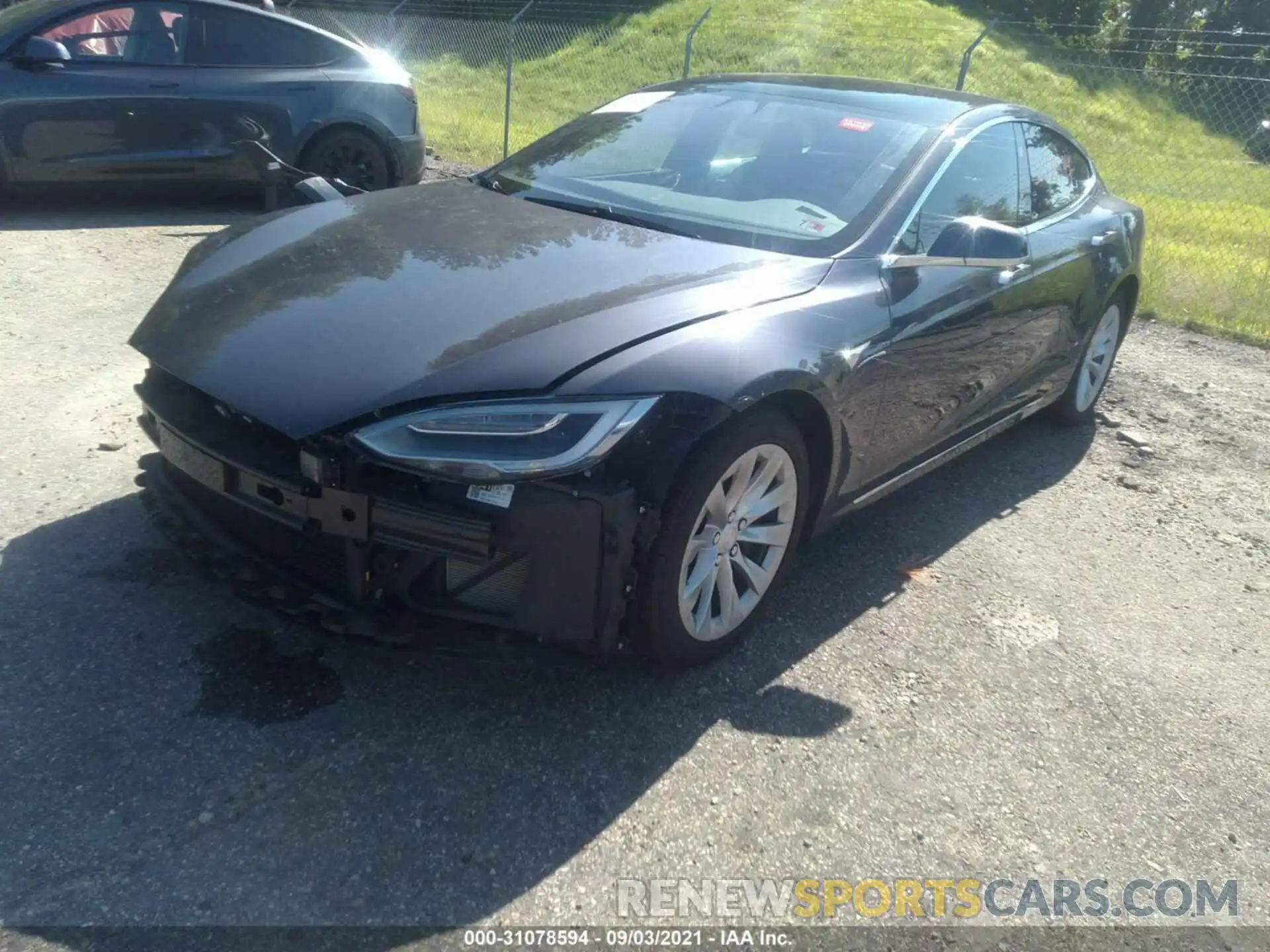 2 Photograph of a damaged car 5YJSA1E25KF307075 TESLA MODEL S 2019