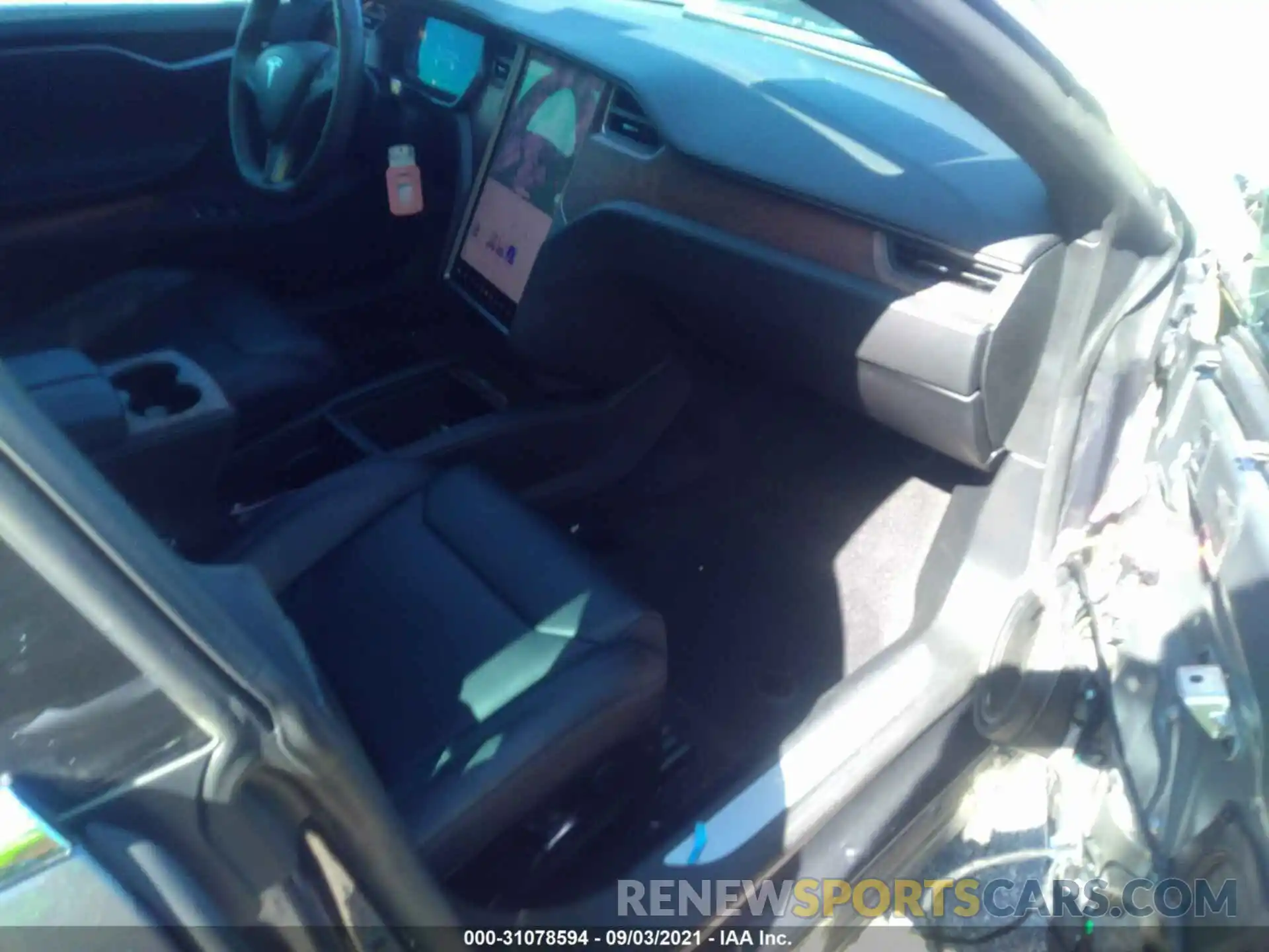 5 Photograph of a damaged car 5YJSA1E25KF307075 TESLA MODEL S 2019