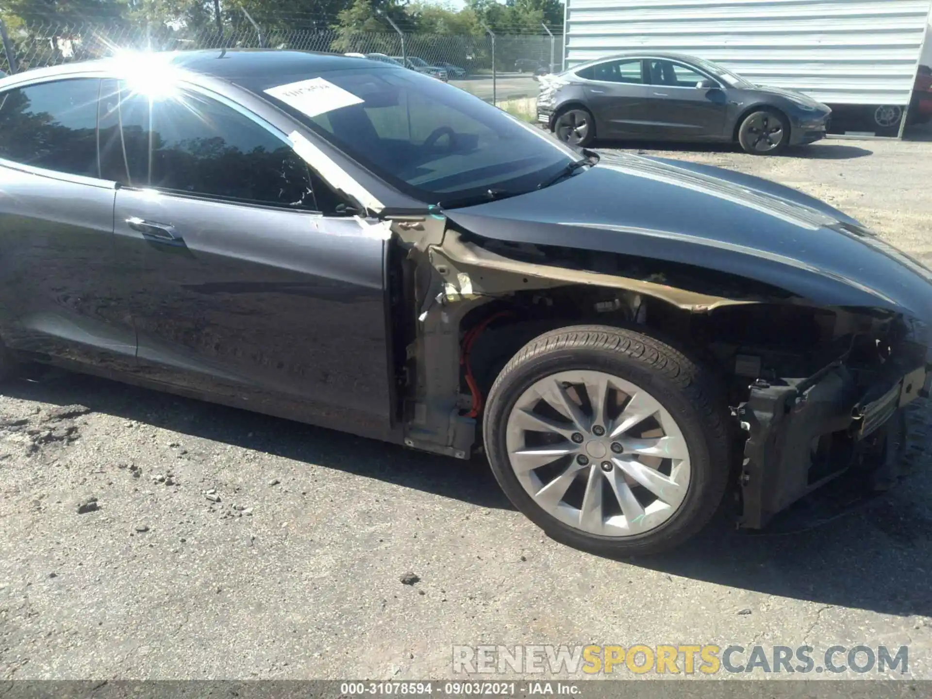 6 Photograph of a damaged car 5YJSA1E25KF307075 TESLA MODEL S 2019