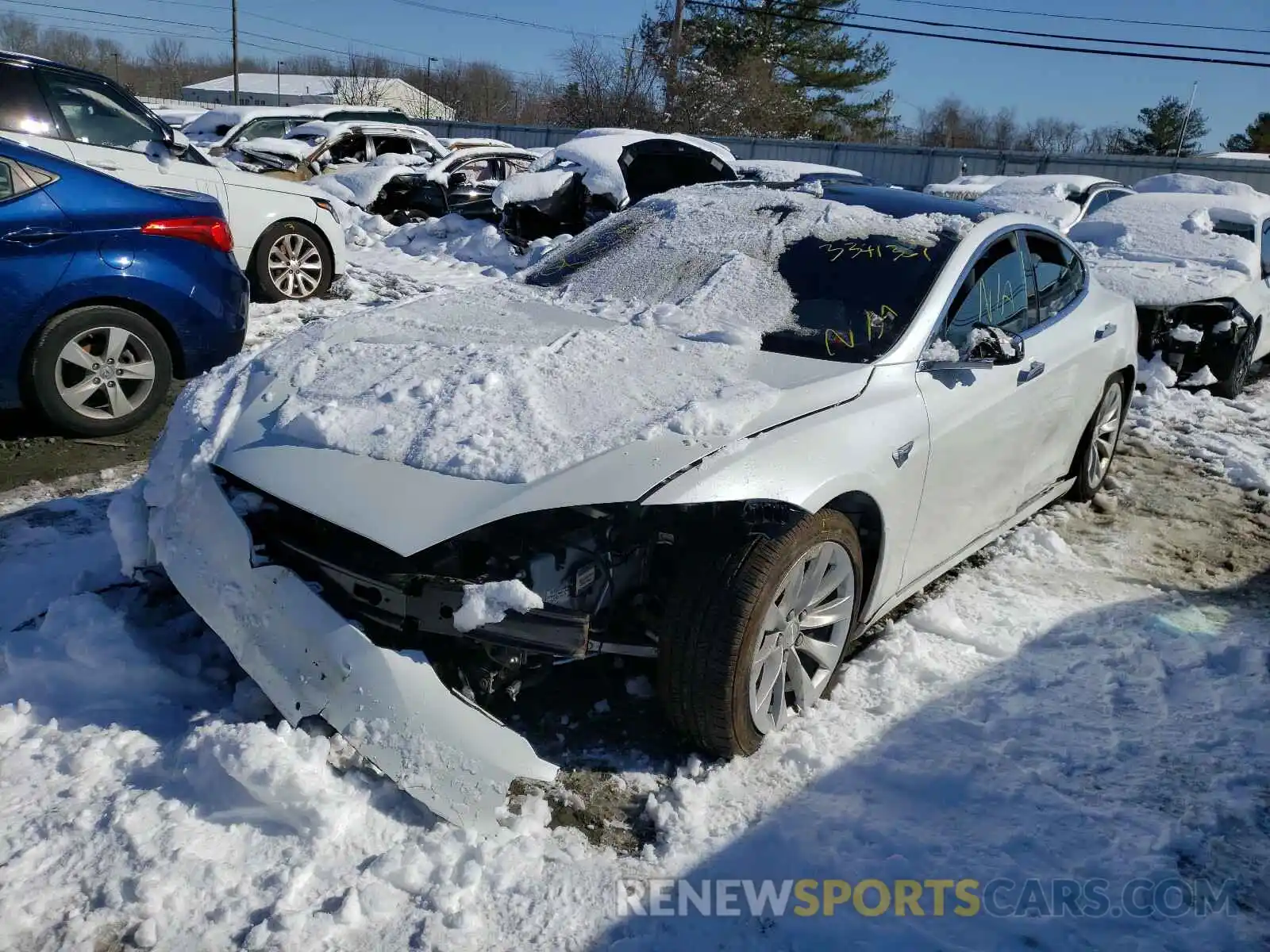 9 Photograph of a damaged car 5YJSA1E25KF334986 TESLA MODEL S 2019