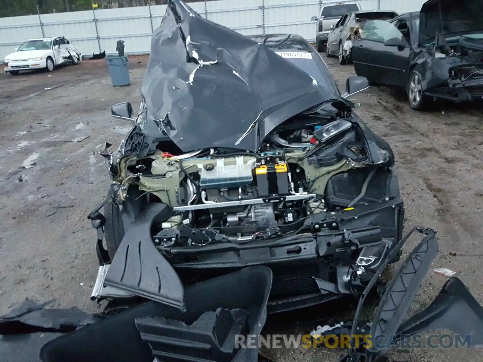 9 Photograph of a damaged car 5YJSA1E25KF338942 TESLA MODEL S 2019