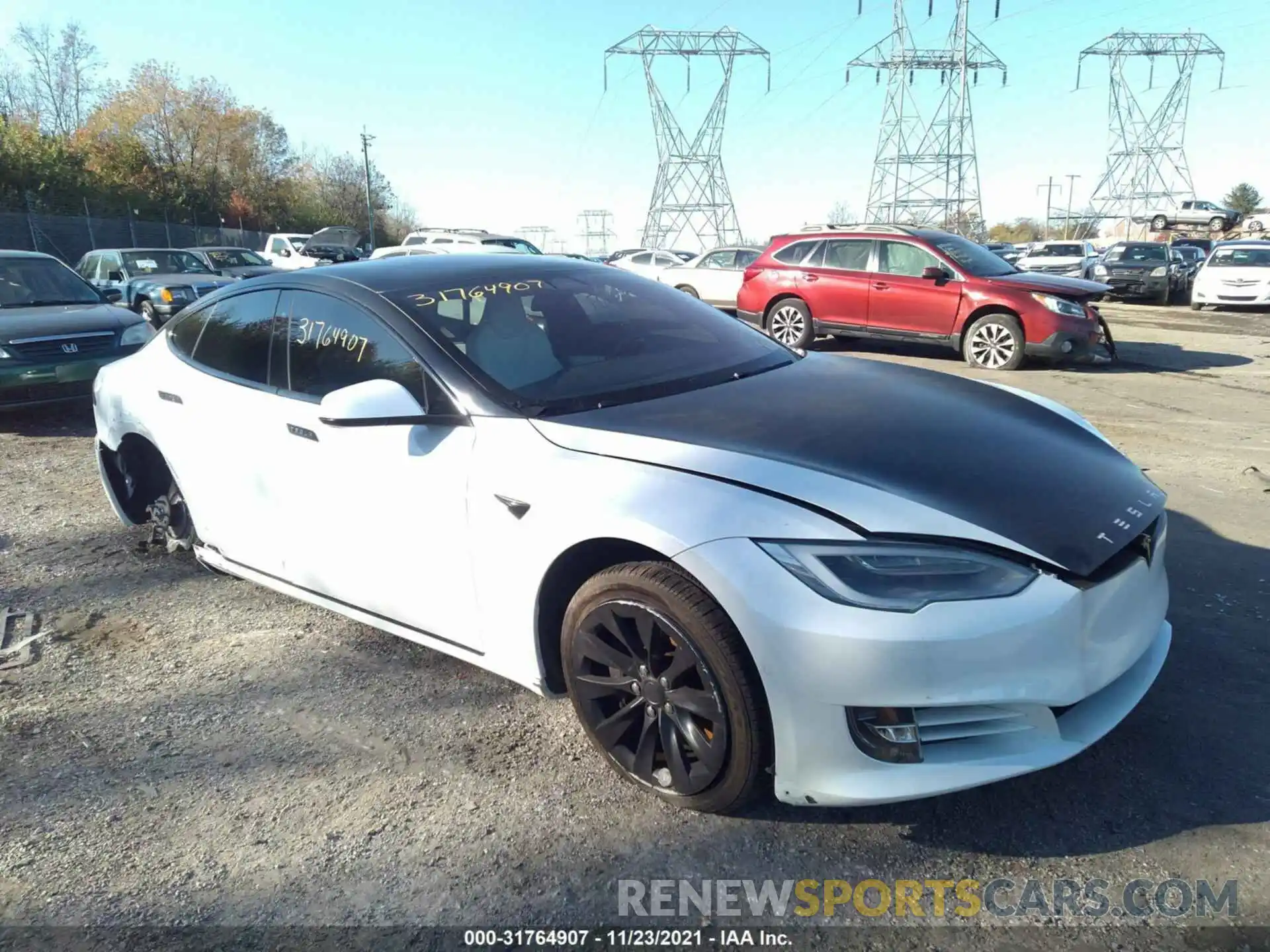 1 Photograph of a damaged car 5YJSA1E25KF345745 TESLA MODEL S 2019