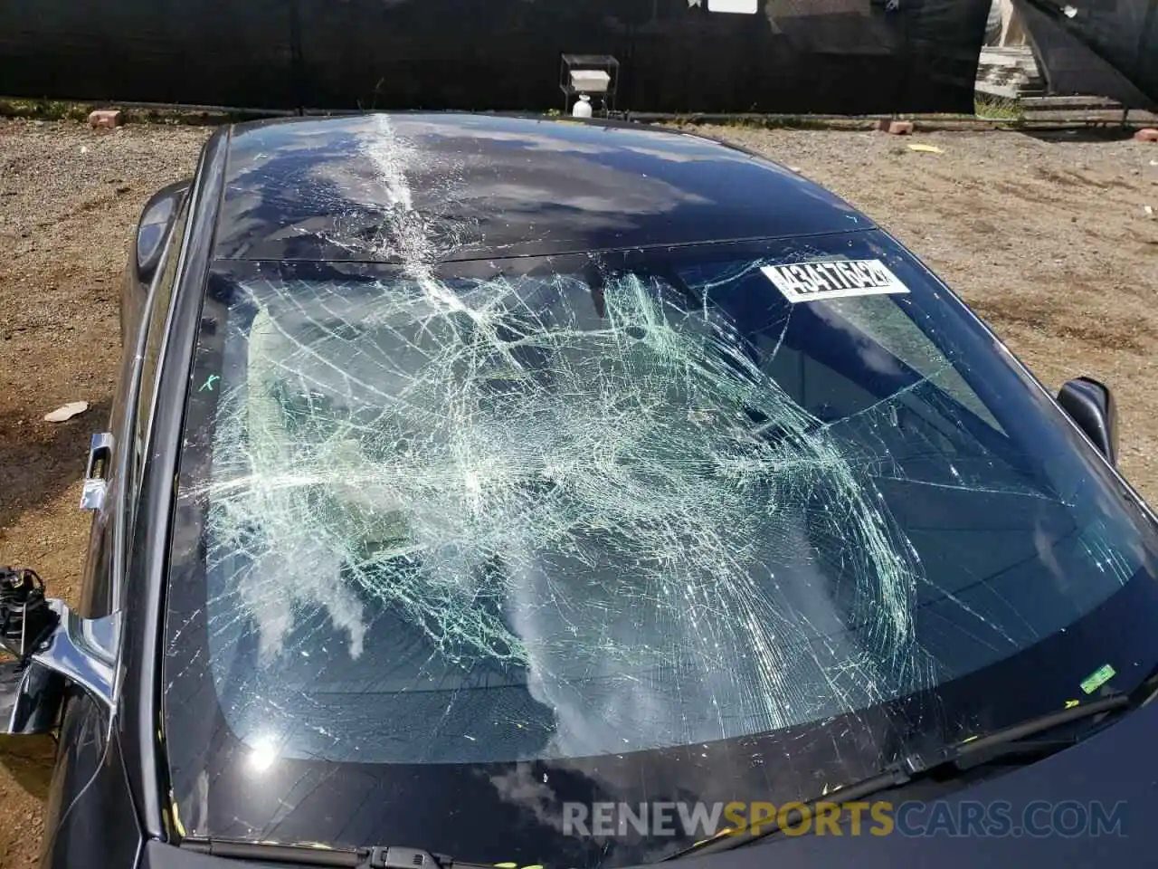 10 Photograph of a damaged car 5YJSA1E25KF348452 TESLA MODEL S 2019