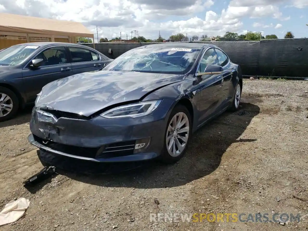 2 Photograph of a damaged car 5YJSA1E25KF348452 TESLA MODEL S 2019