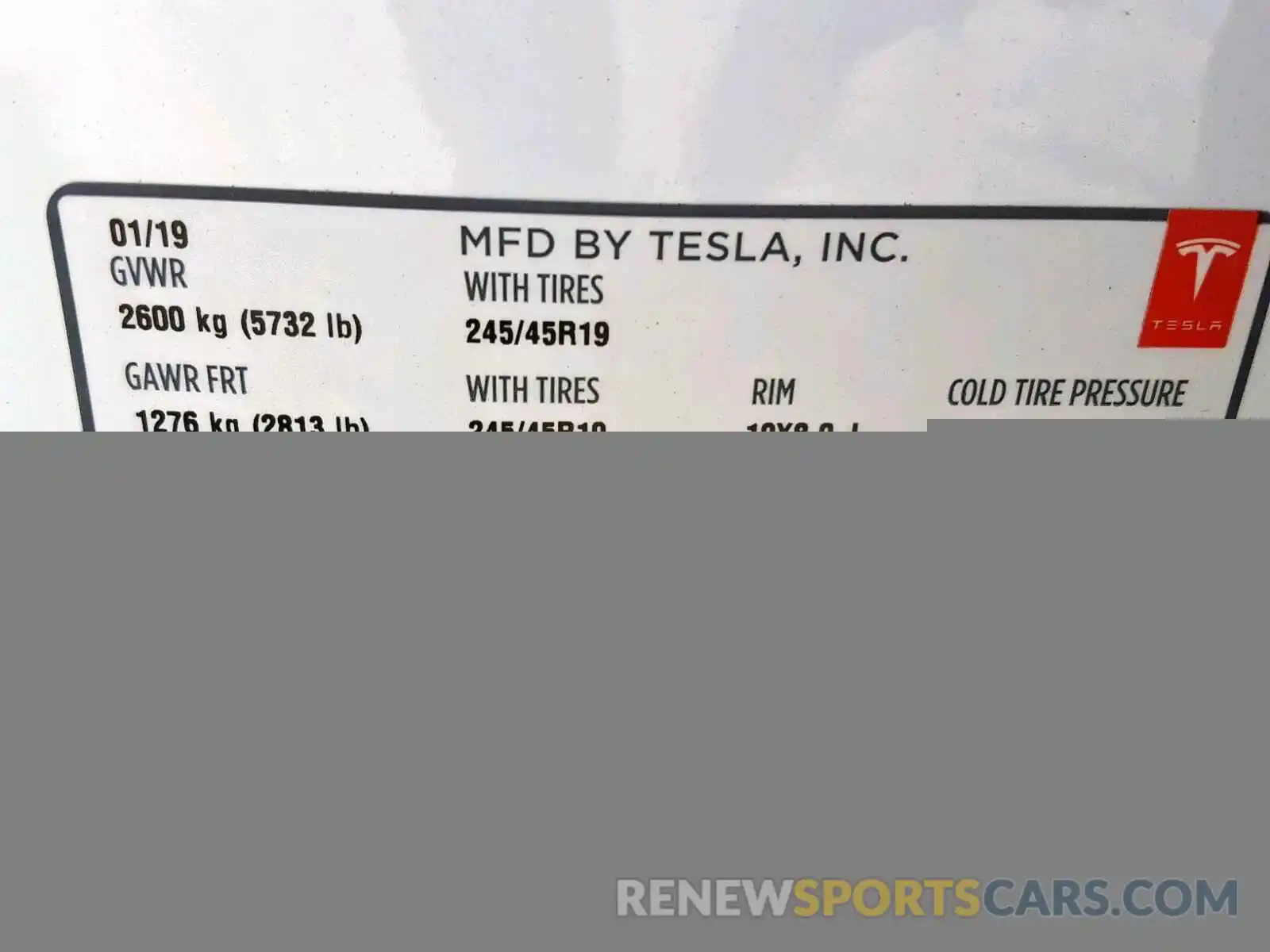 10 Photograph of a damaged car 5YJSA1E26KF299861 TESLA MODEL S 2019