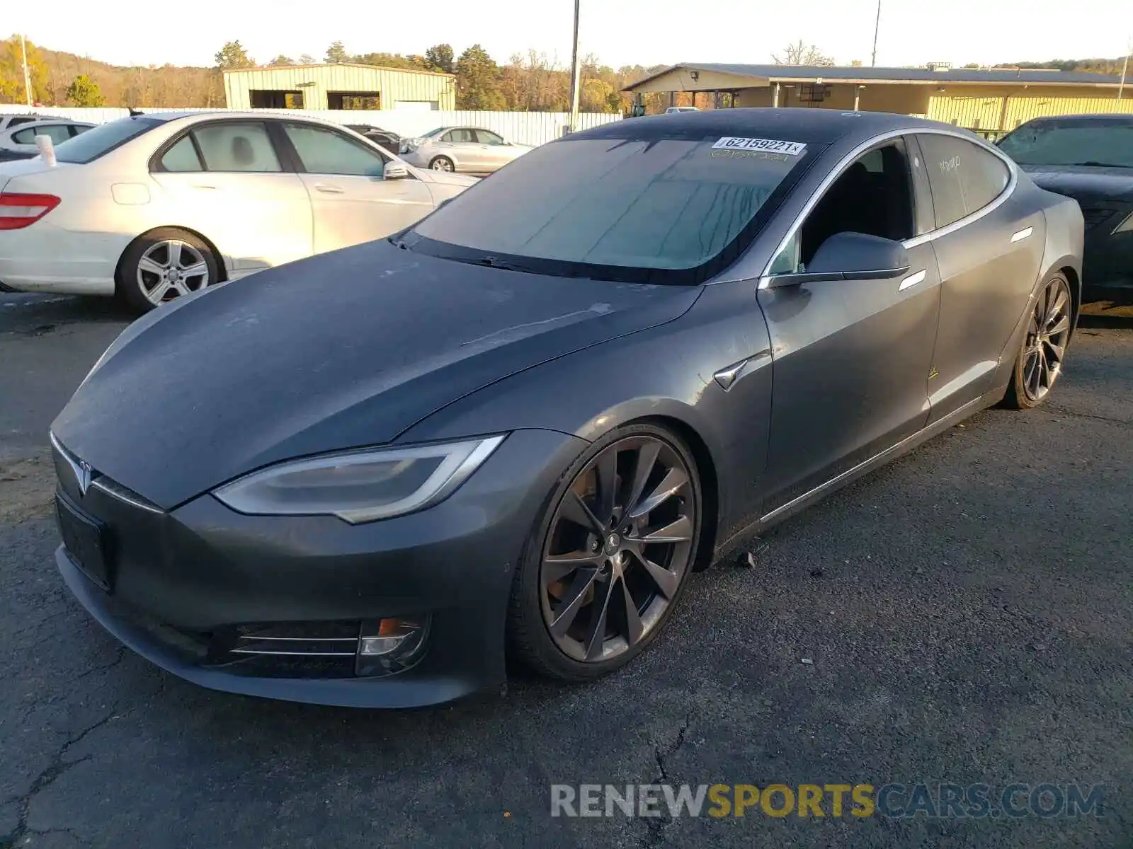 2 Photograph of a damaged car 5YJSA1E26KF305500 TESLA MODEL S 2019