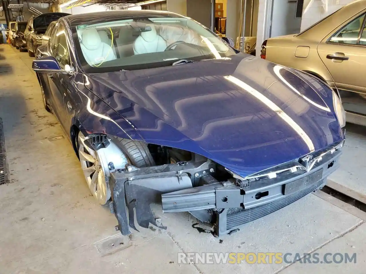 1 Photograph of a damaged car 5YJSA1E26KF305948 TESLA MODEL S 2019