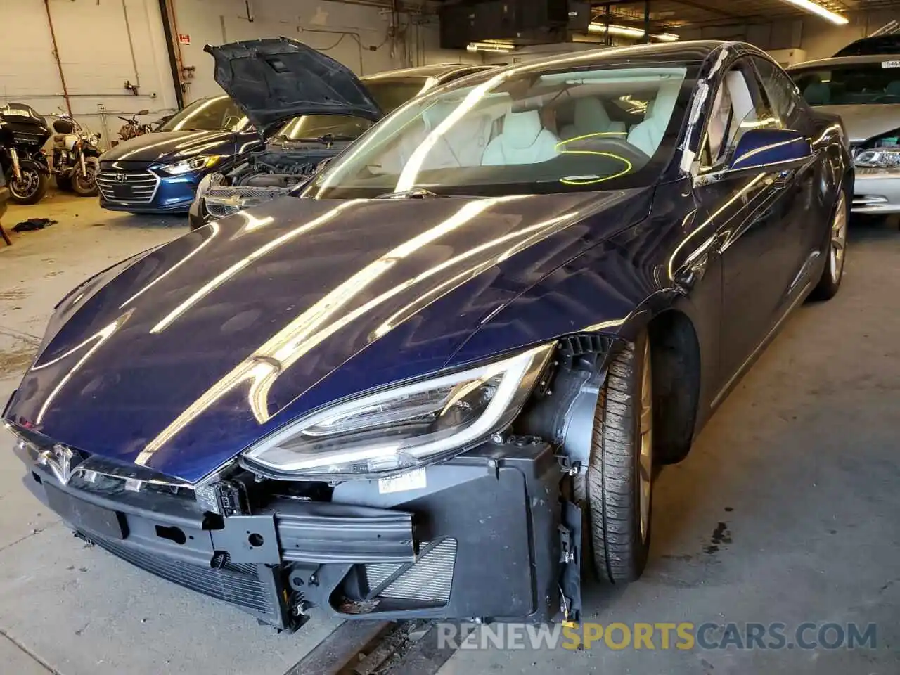 2 Photograph of a damaged car 5YJSA1E26KF305948 TESLA MODEL S 2019