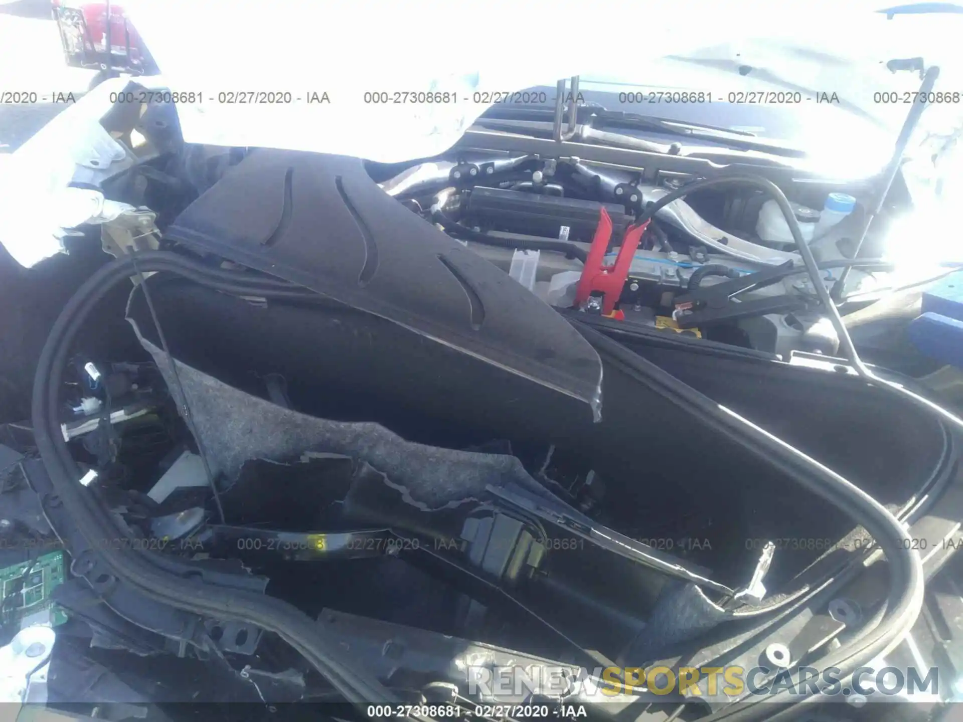 10 Photograph of a damaged car 5YJSA1E26KF337170 TESLA MODEL S 2019